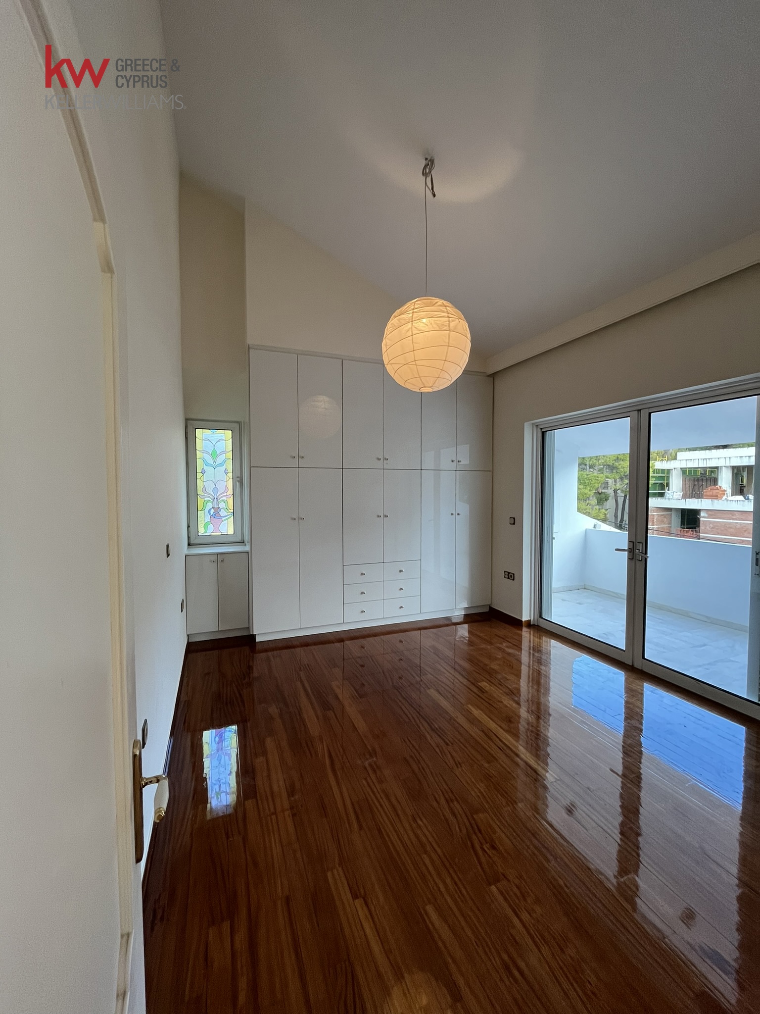 Gallery image 14