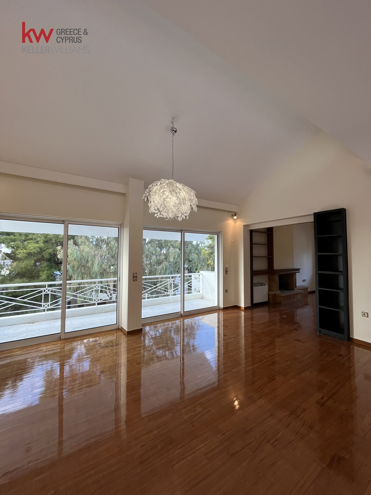 Gallery image 15