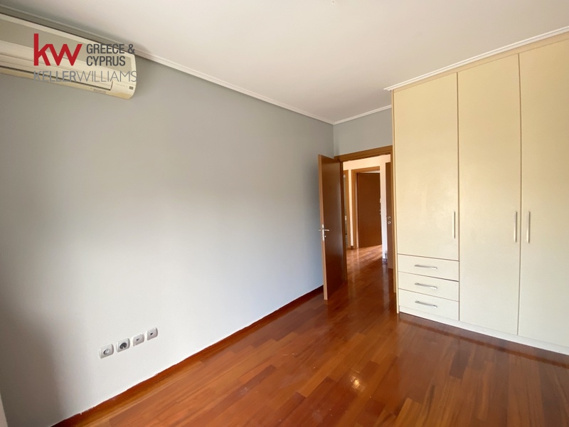 Gallery image 13
