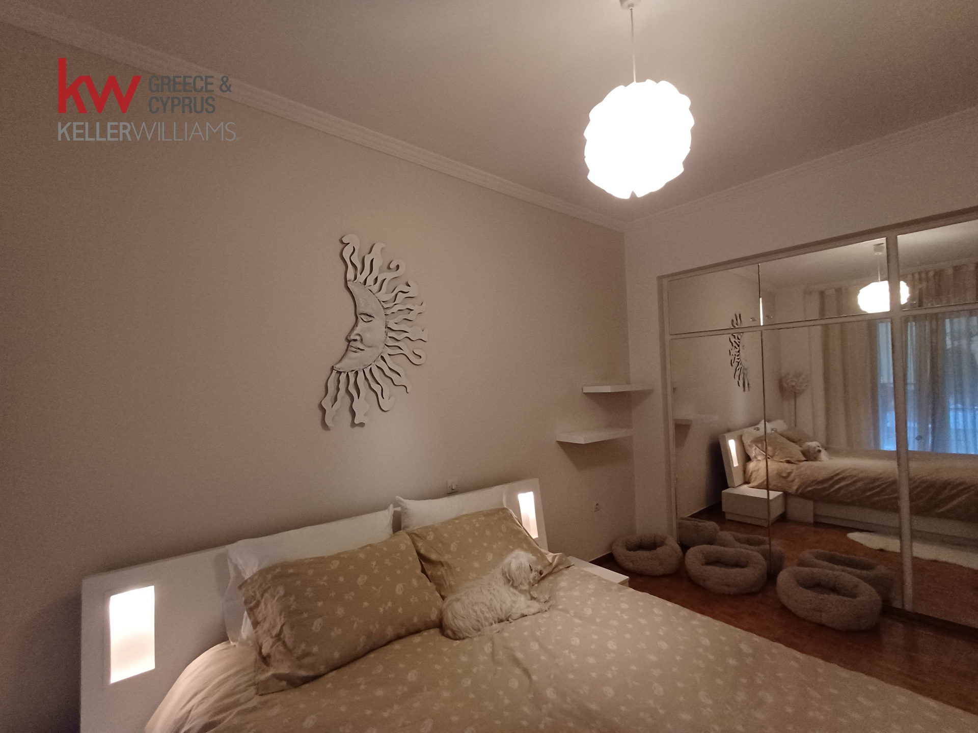 Gallery image 12