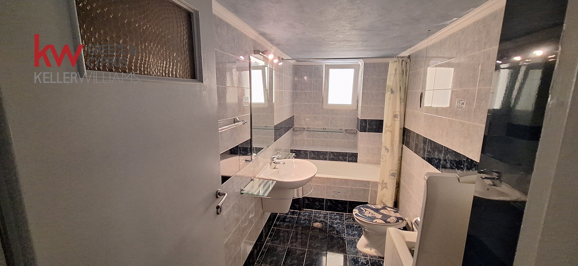 Gallery image 18