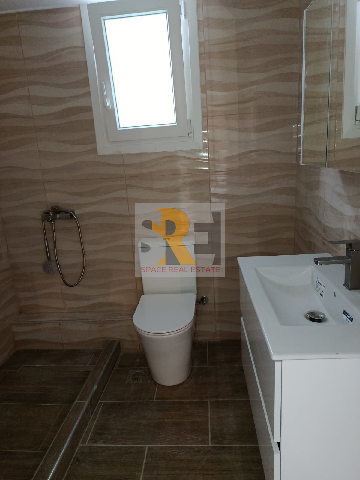 Gallery image 10