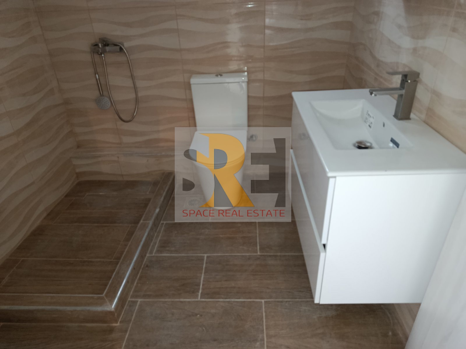 Gallery image 11