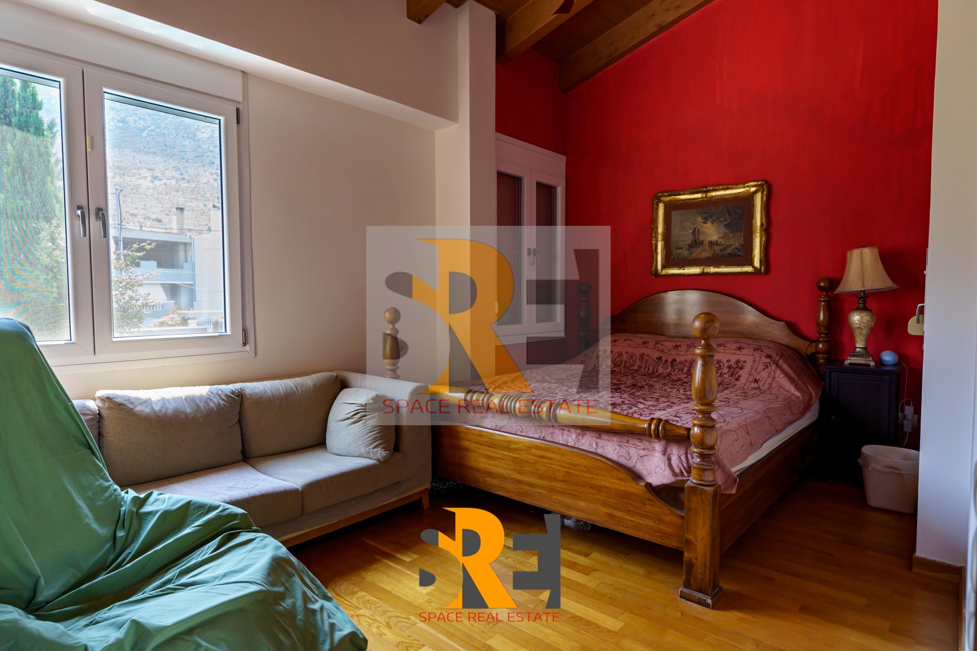 Gallery image 16