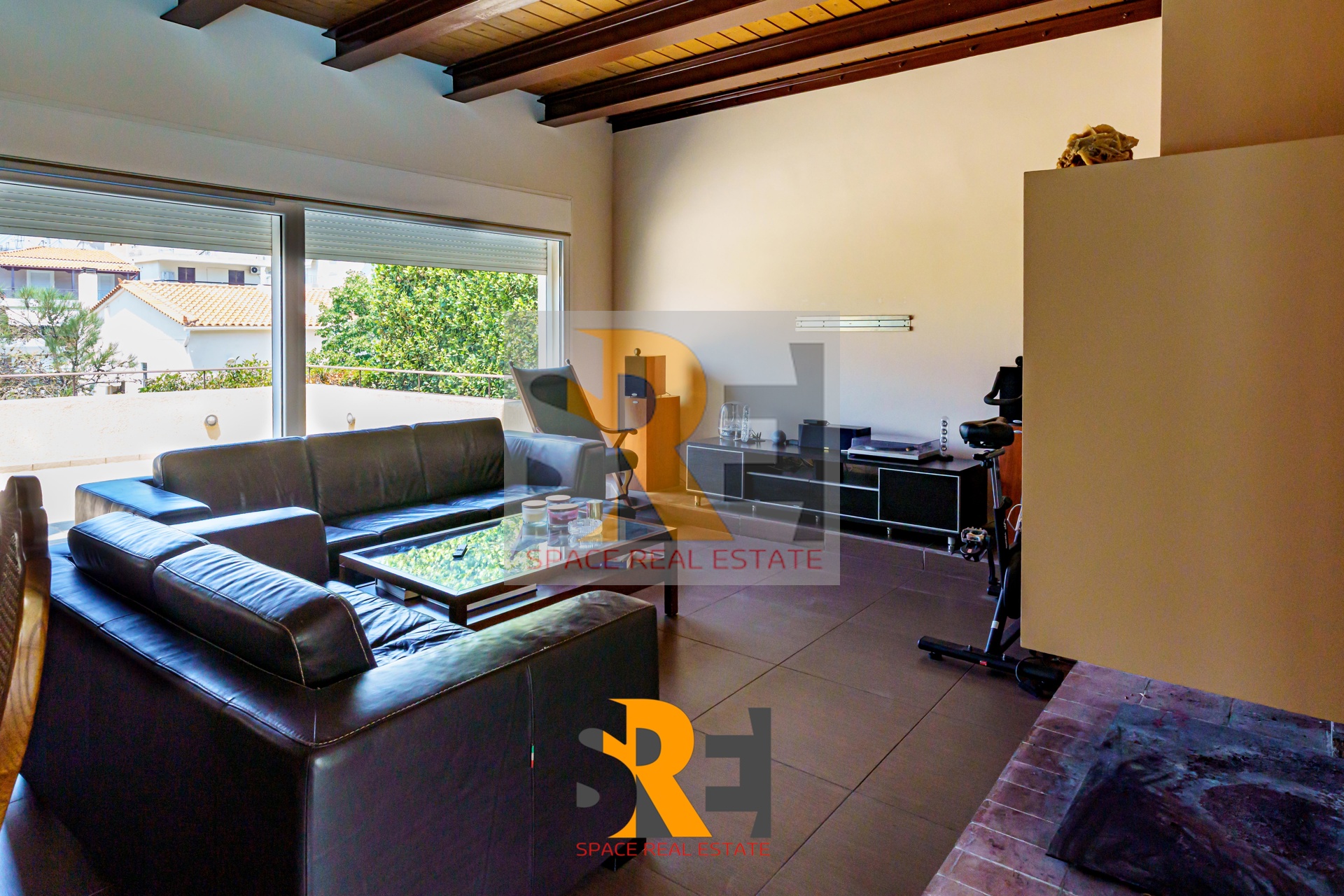 Gallery image 8