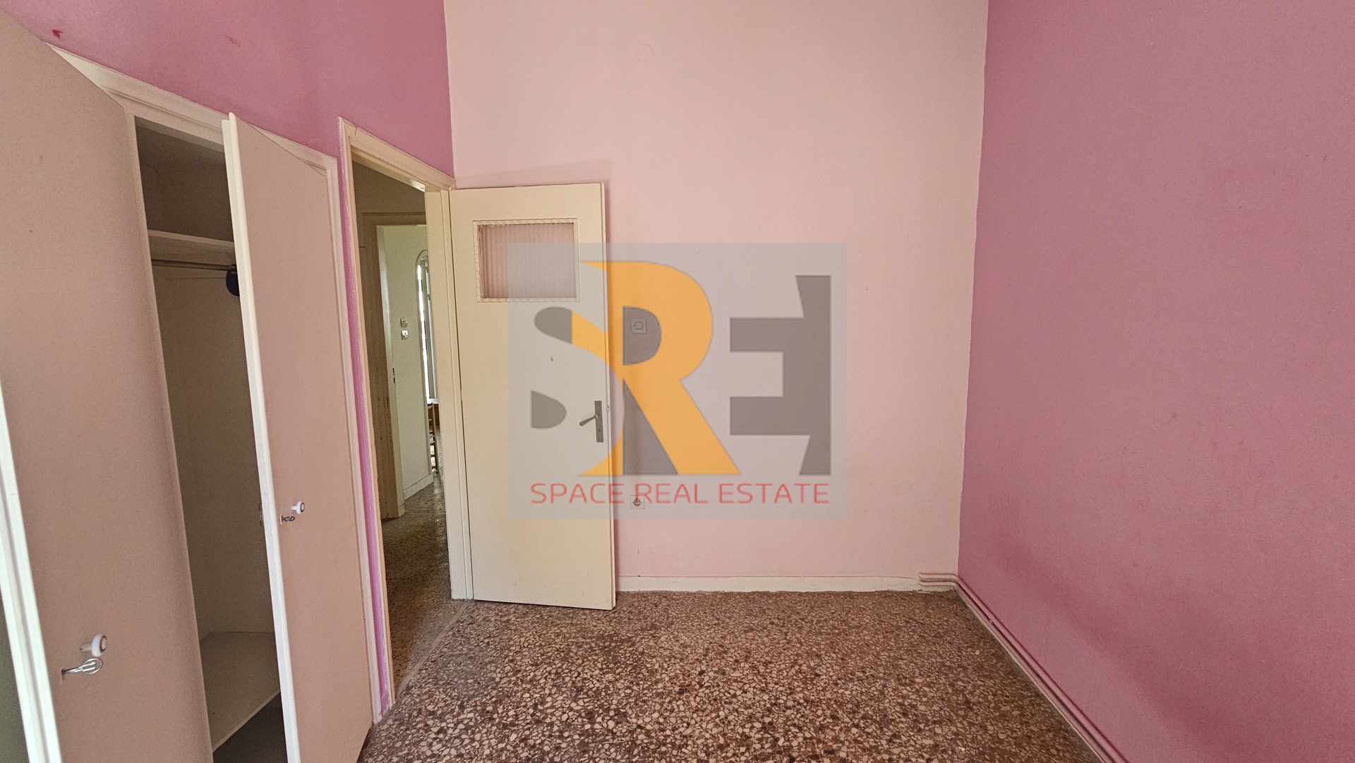 Gallery image 12