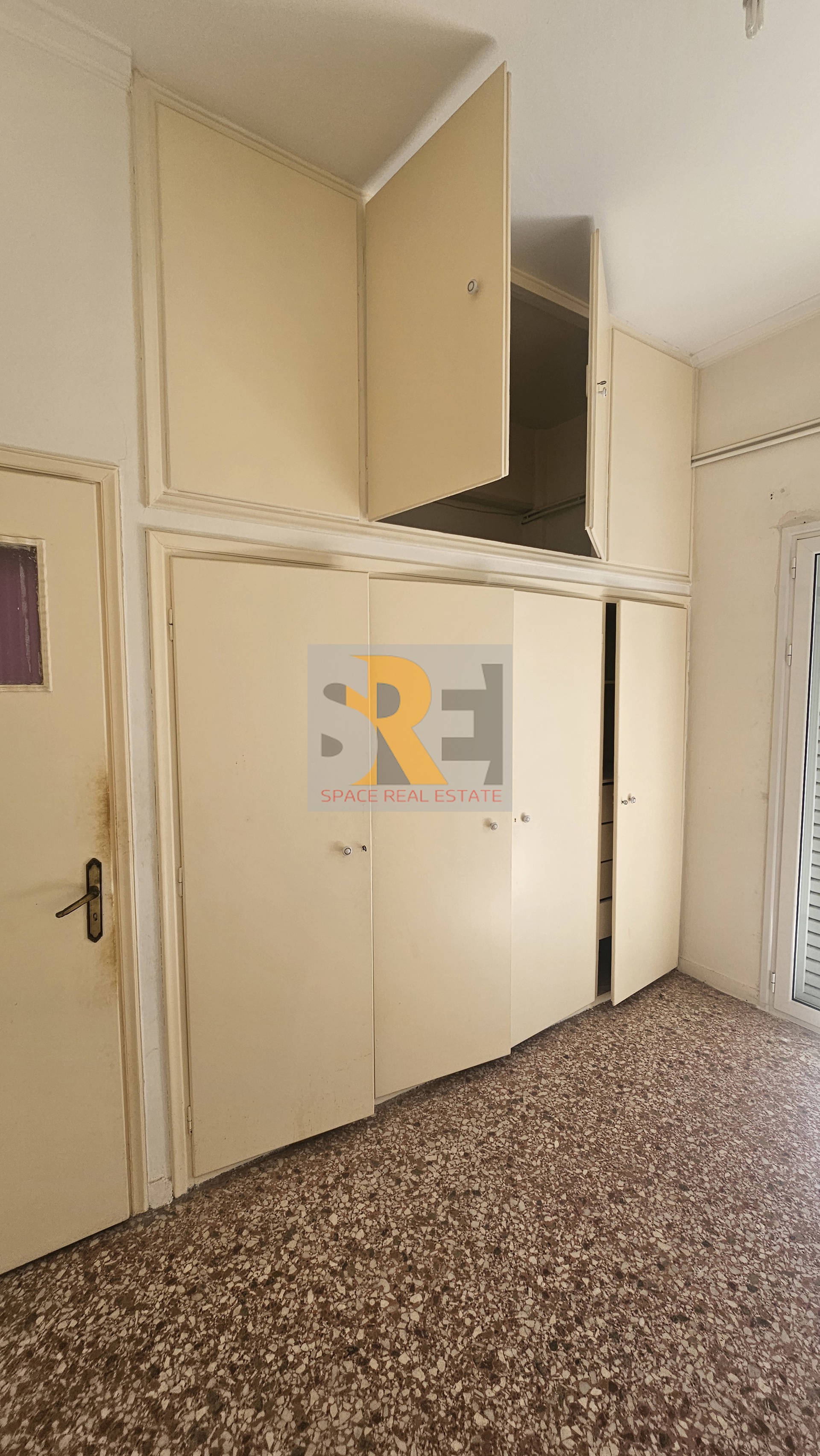 Gallery image 17