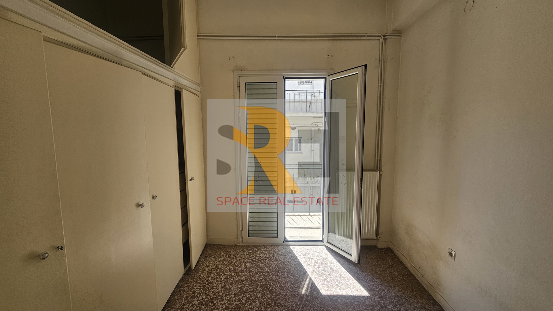 Gallery image 16
