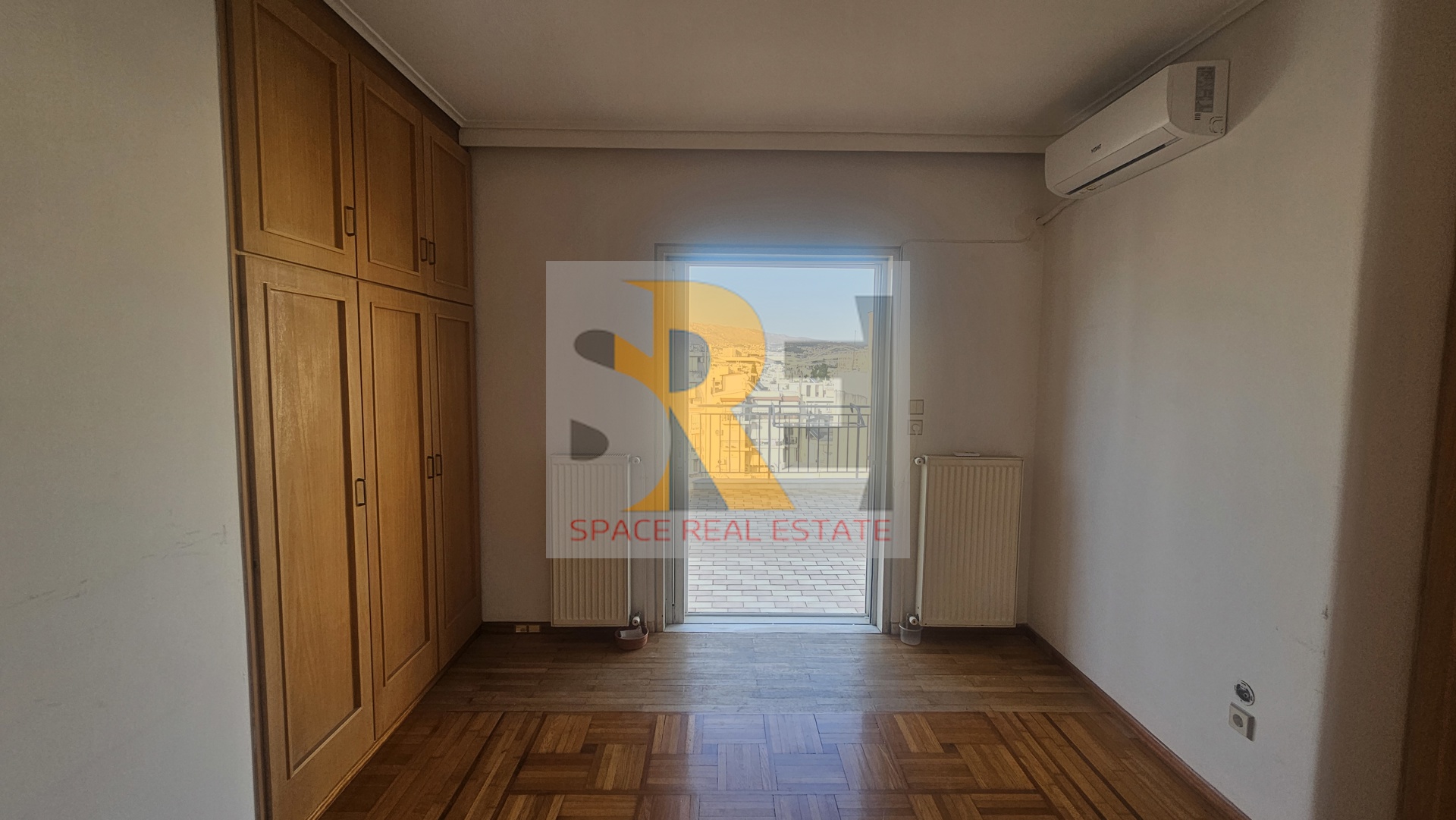 Gallery image 14
