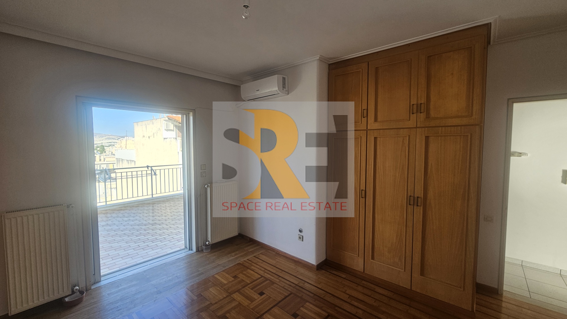 Gallery image 11