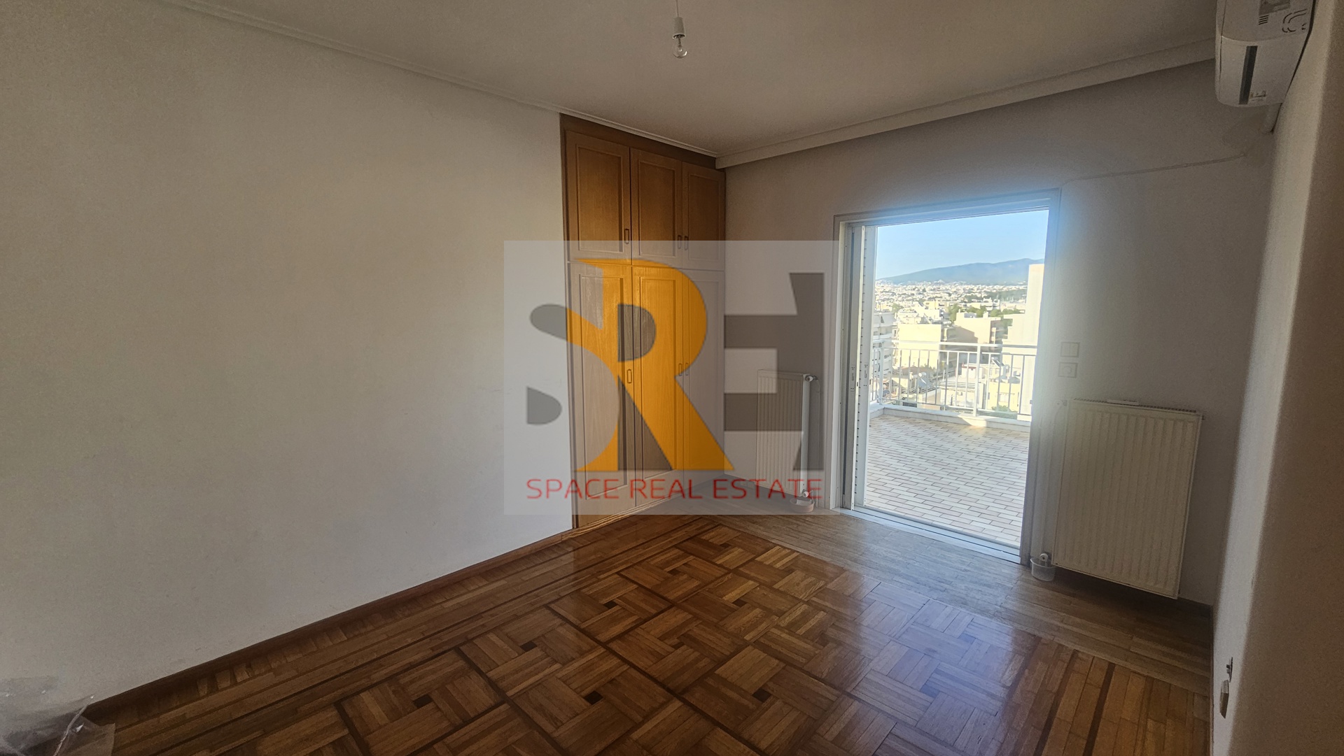 Gallery image 10