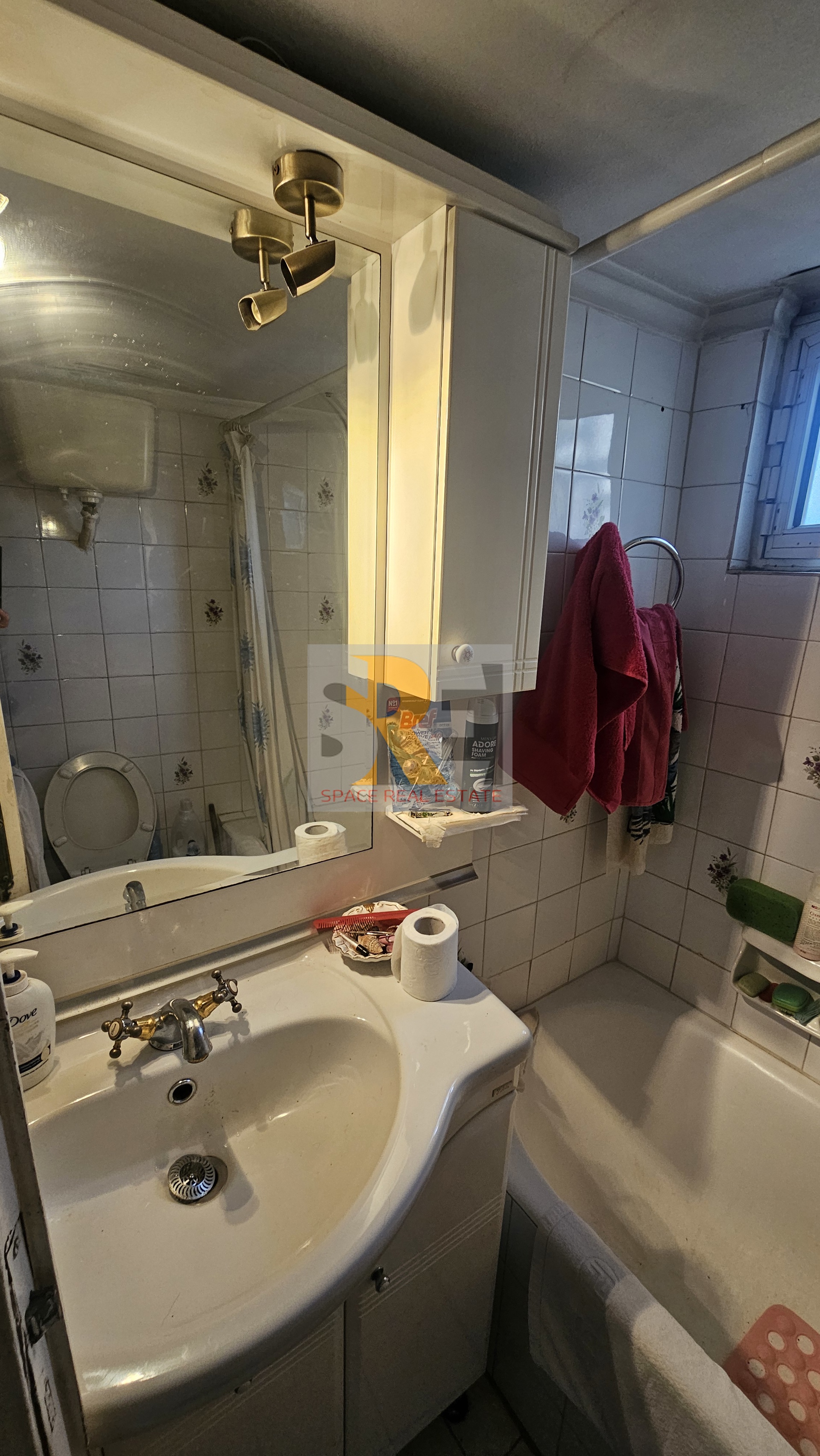 Gallery image 12