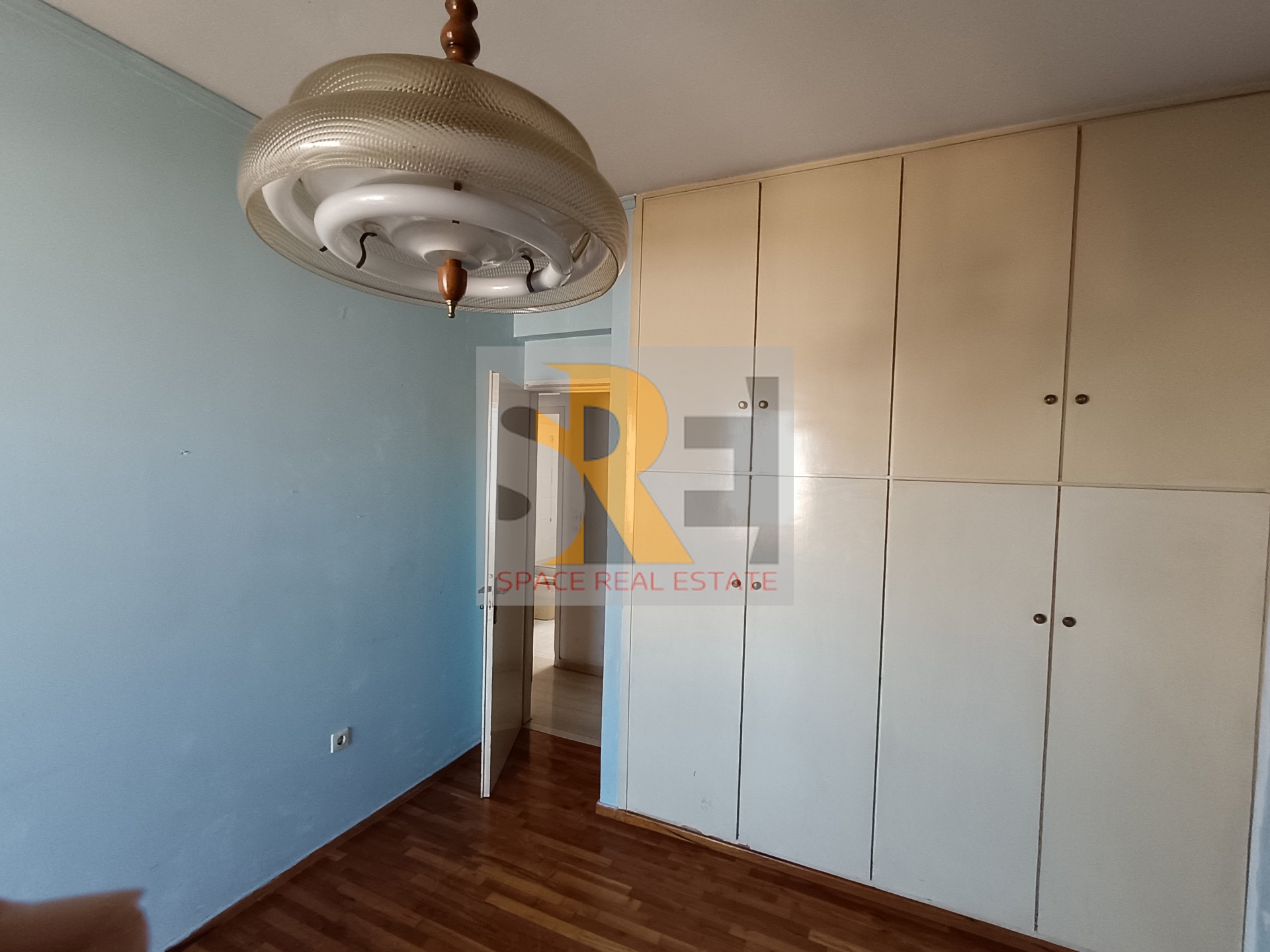 Gallery image 12