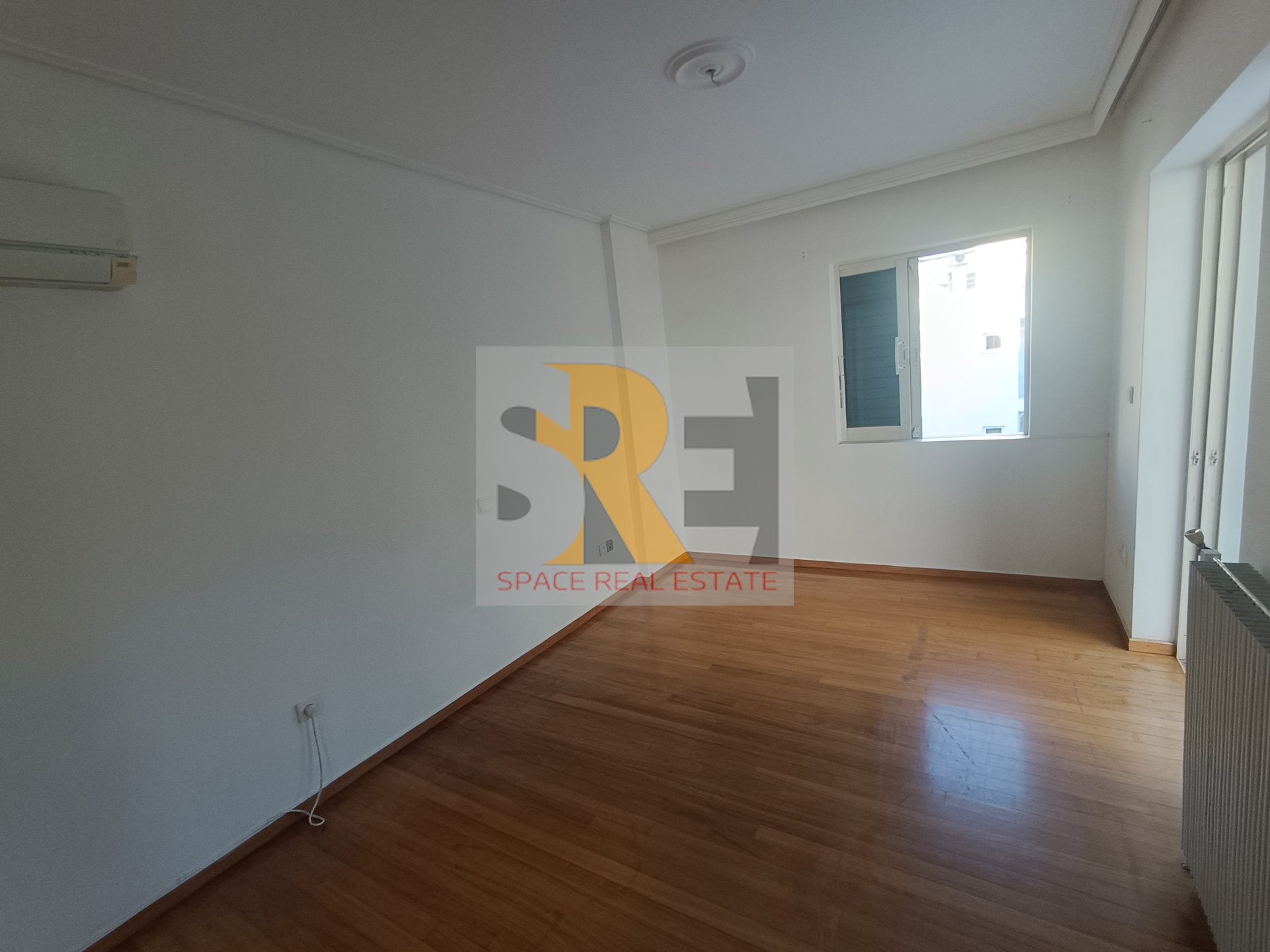 Gallery image 40