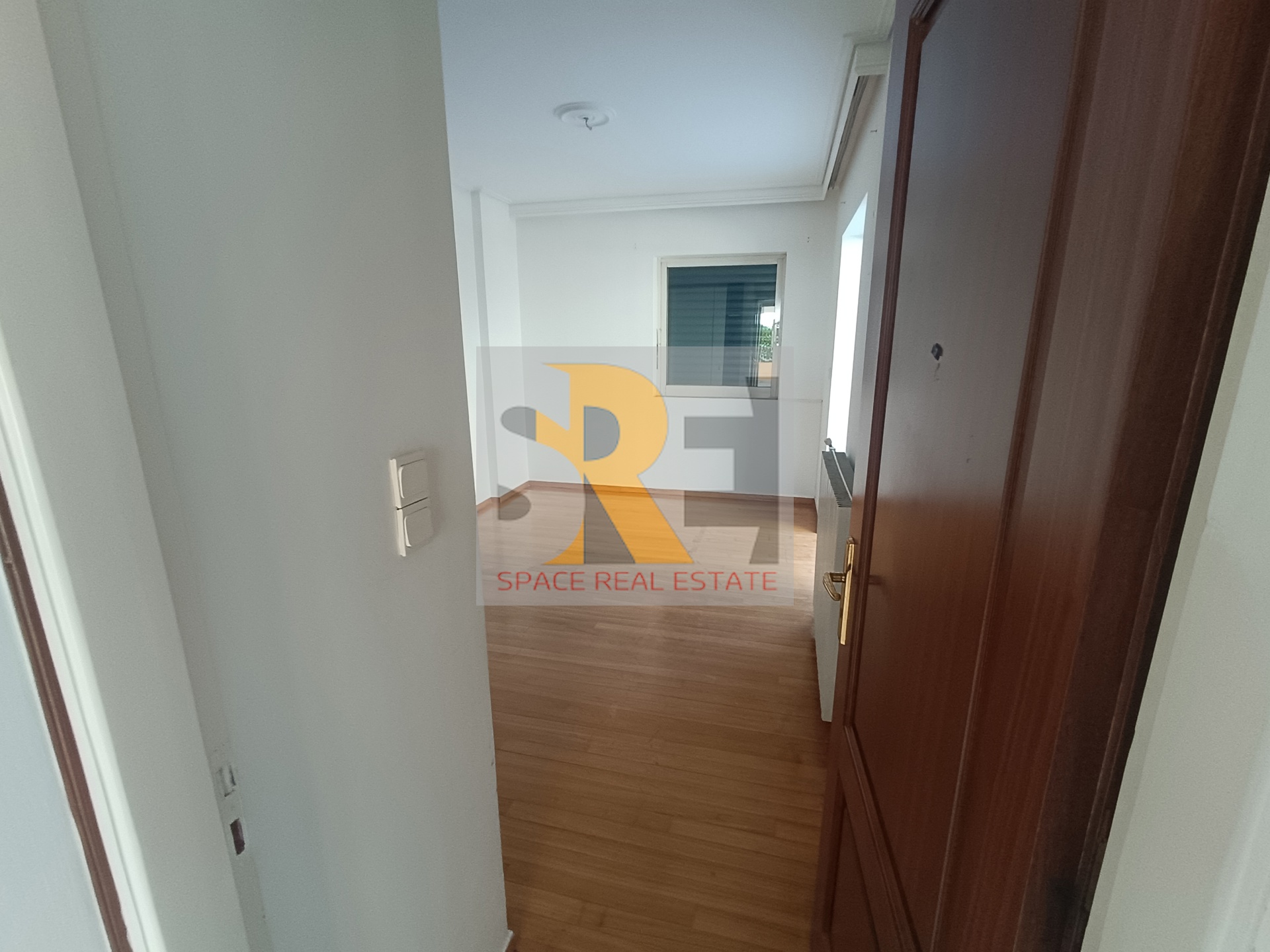 Gallery image 37