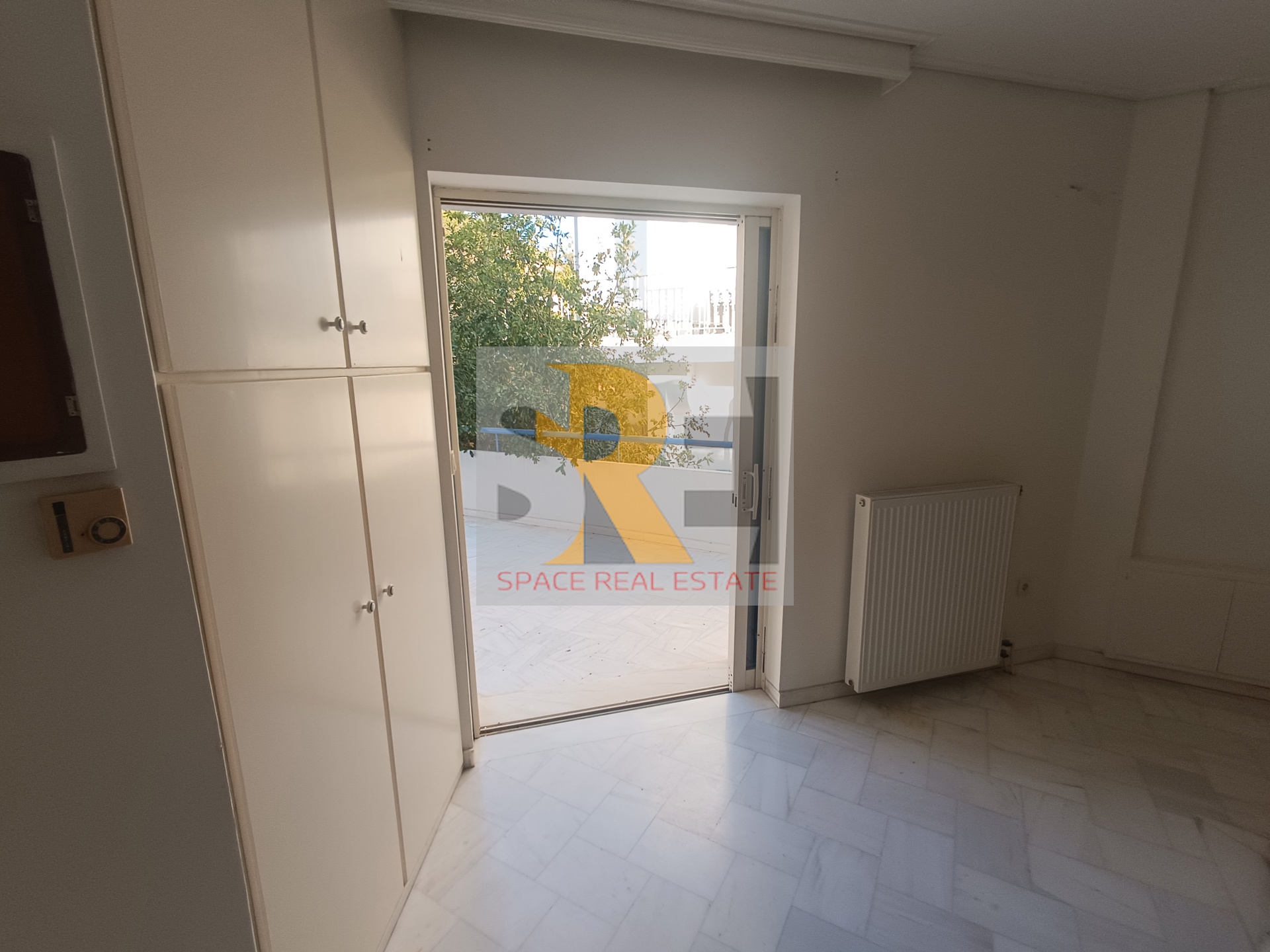Gallery image 42