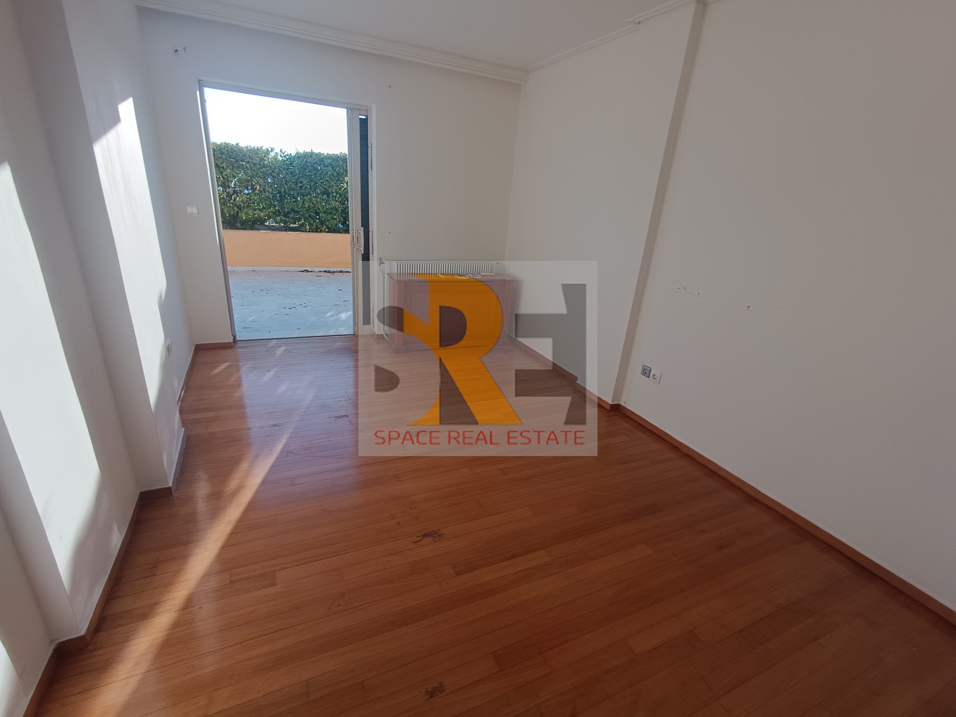 Gallery image 41