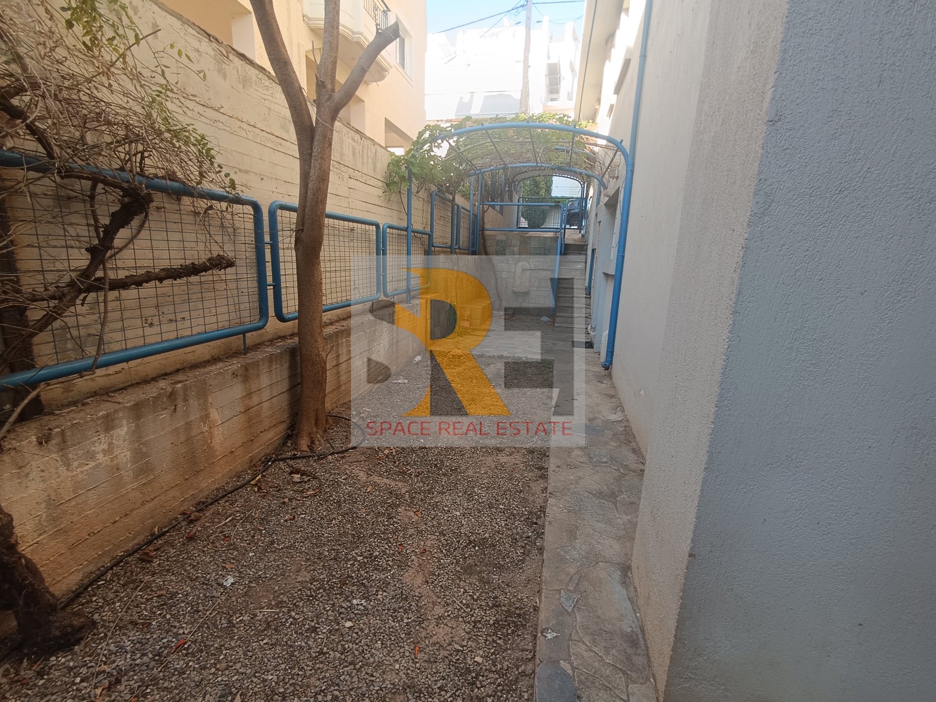 Gallery image 37