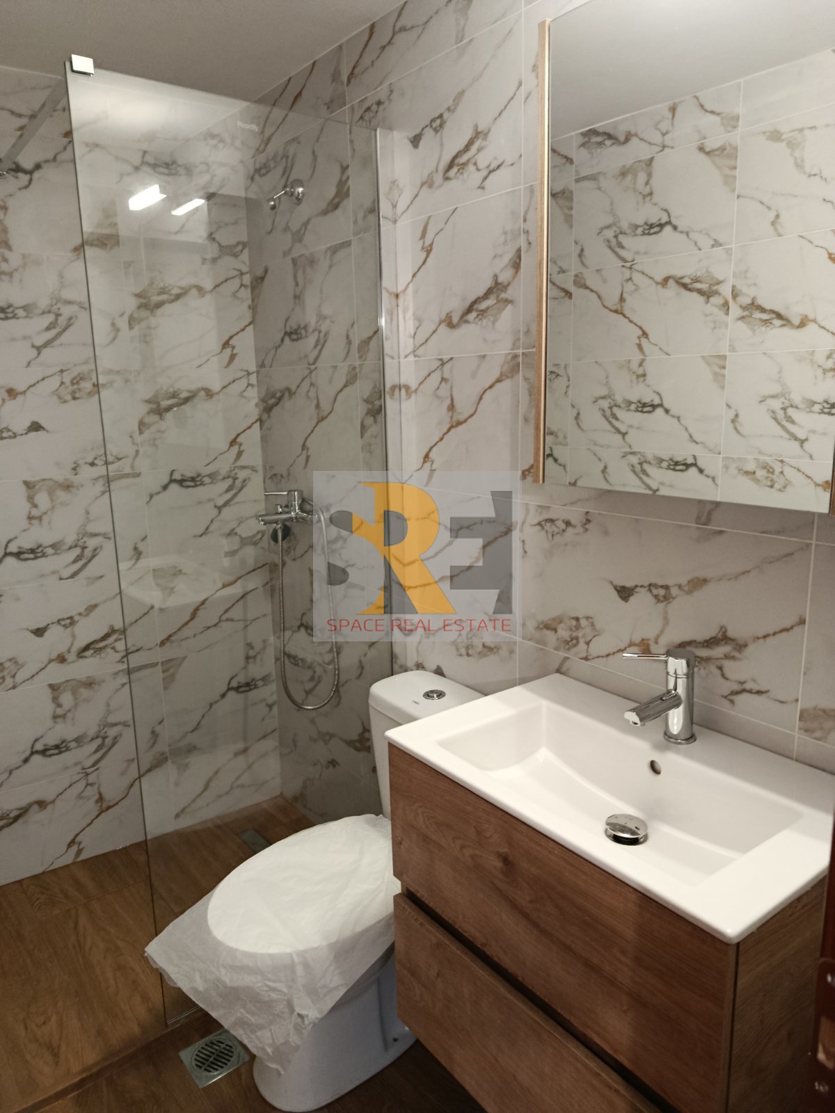 Gallery image 12