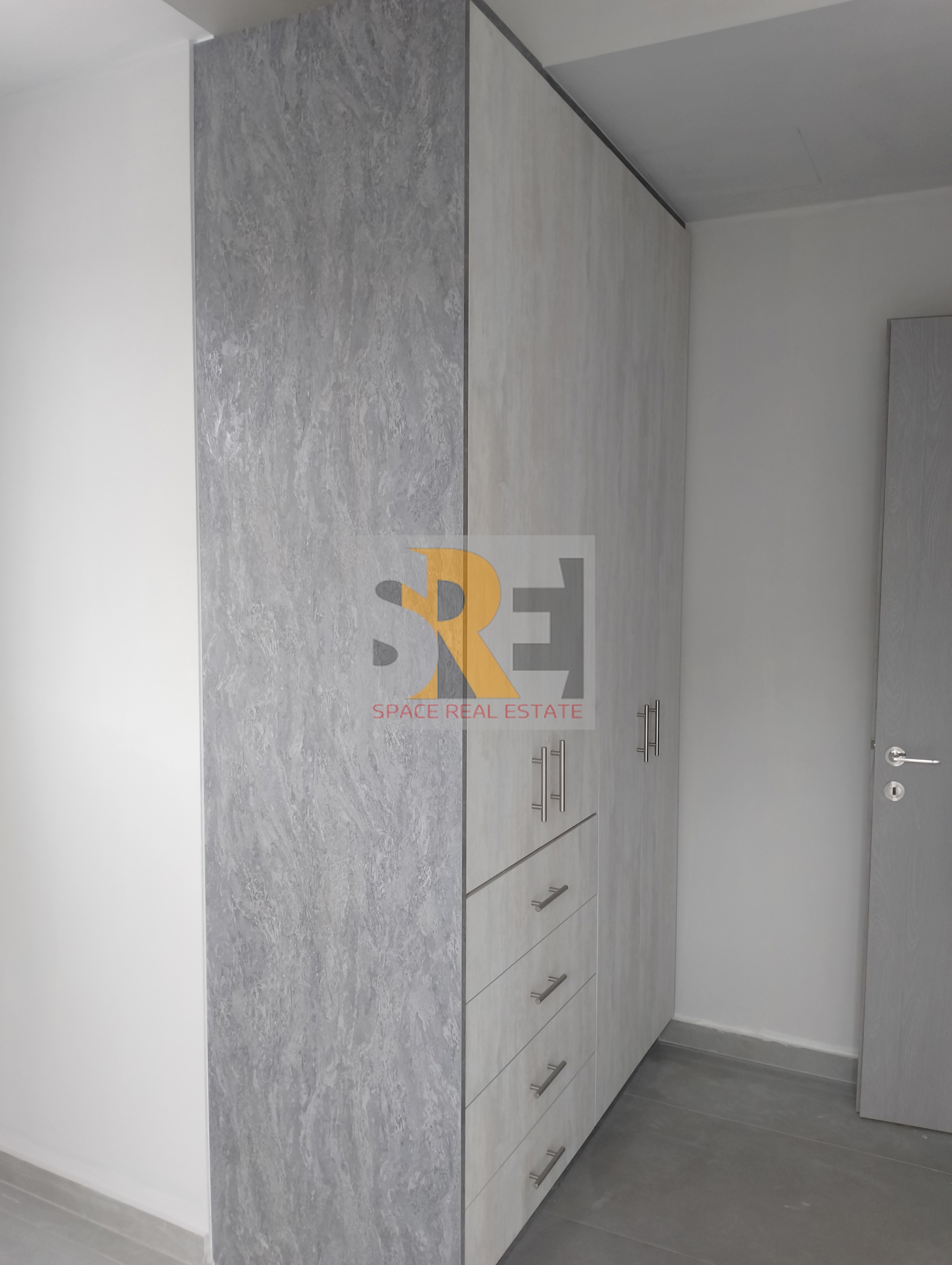 Gallery image 15