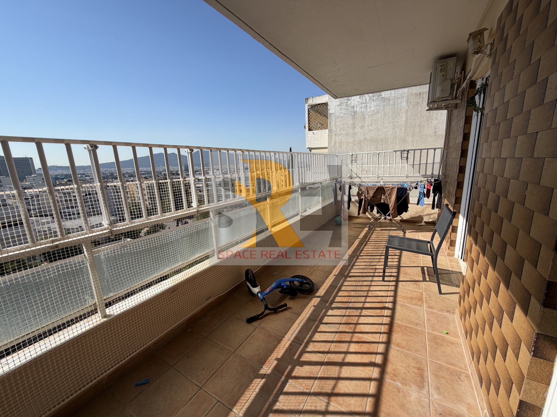 Gallery image 12