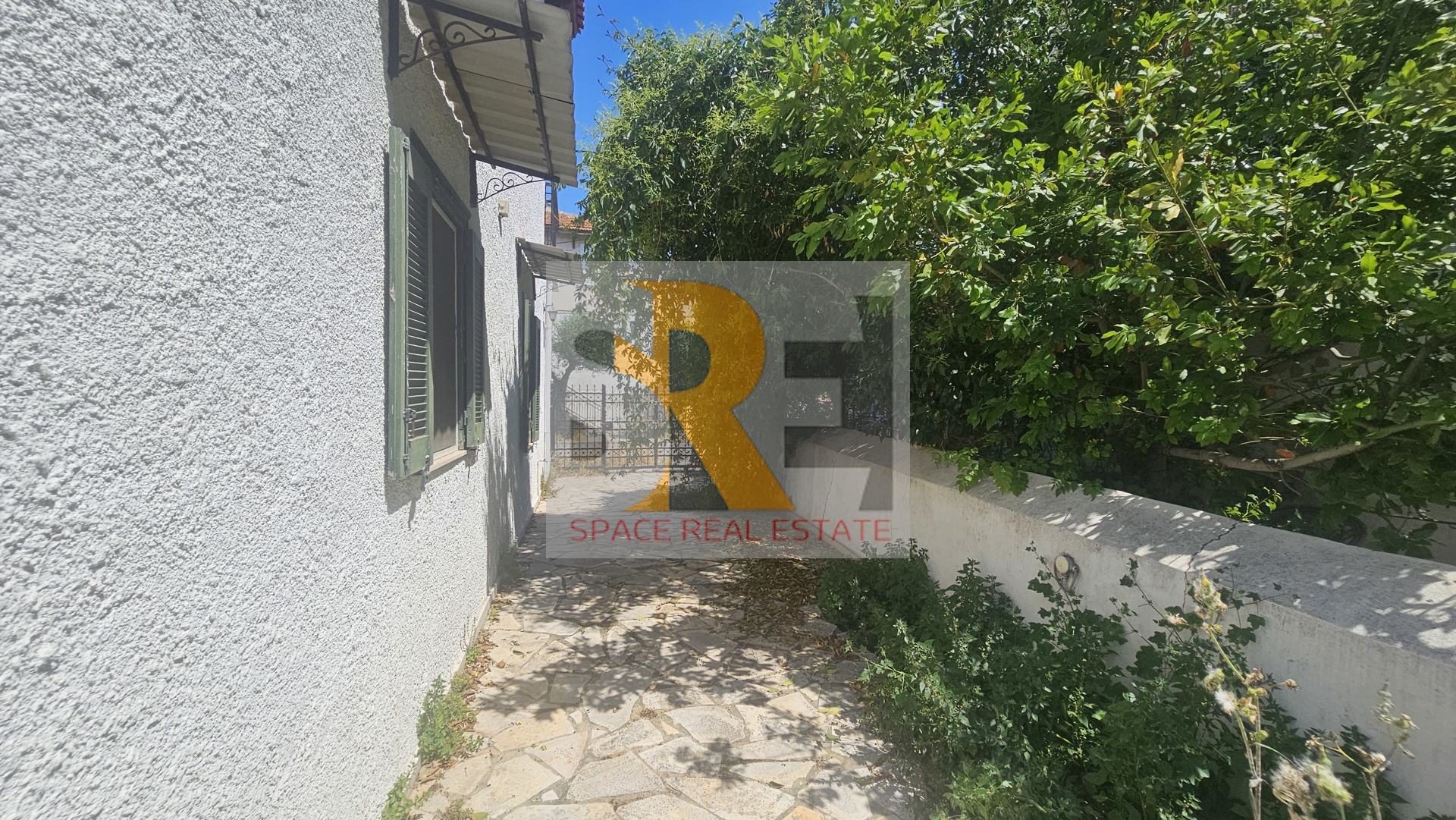 Gallery image 32