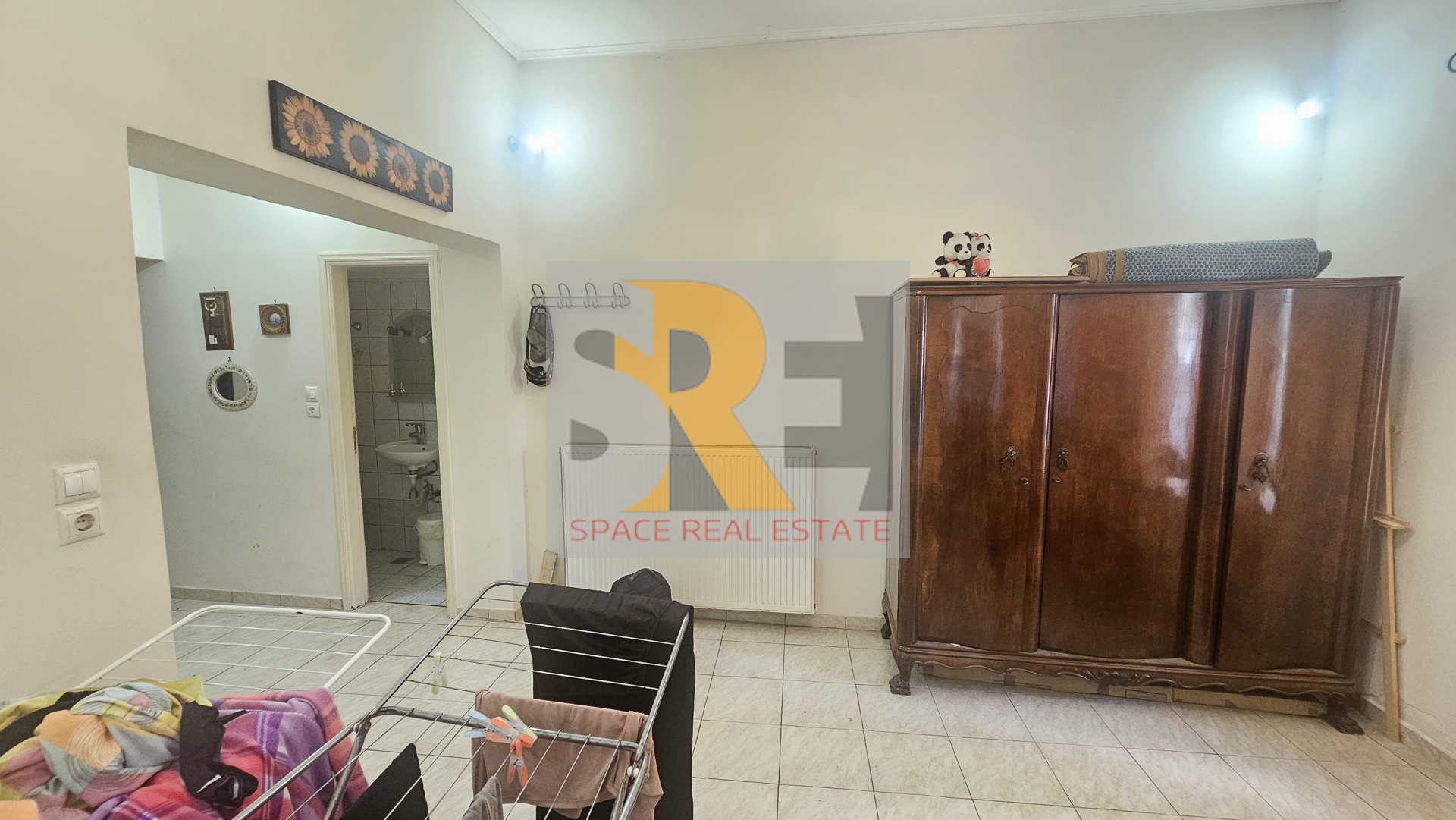 Gallery image 16