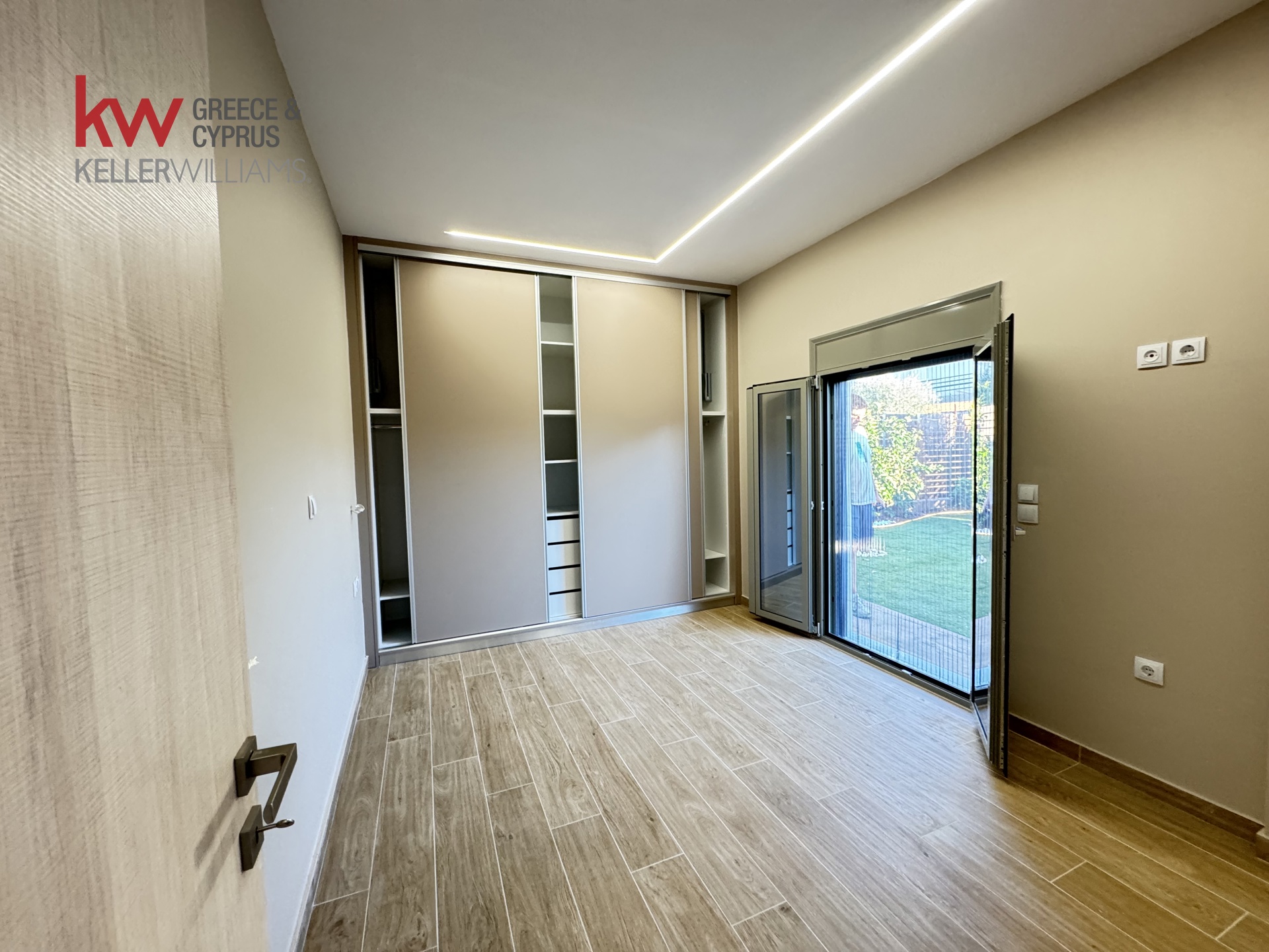 Gallery image 11