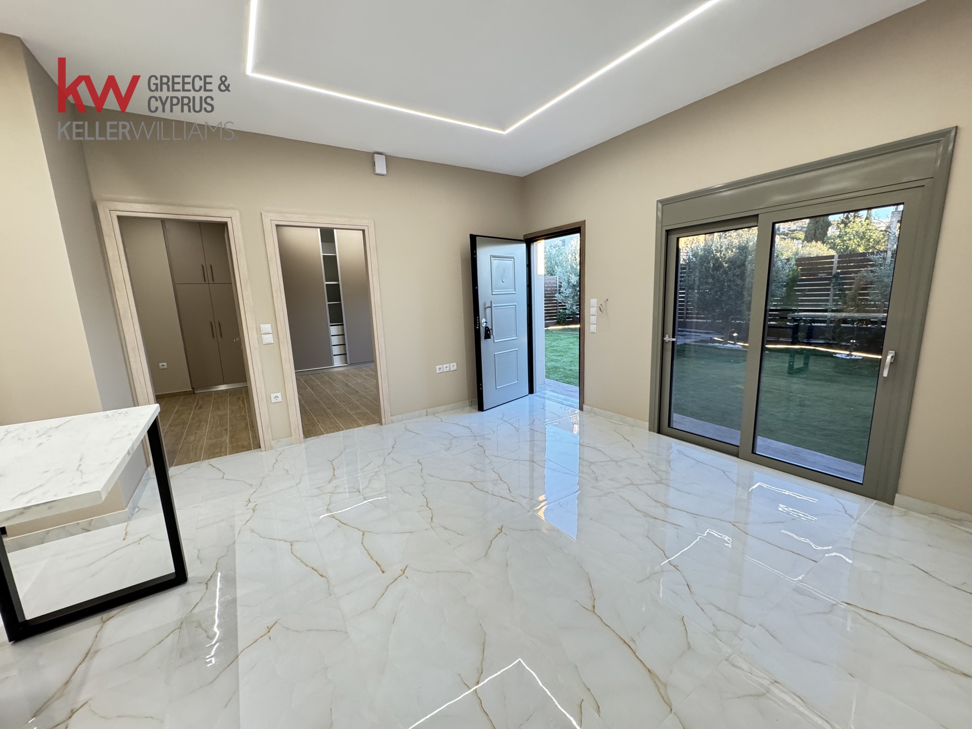 Gallery image 9