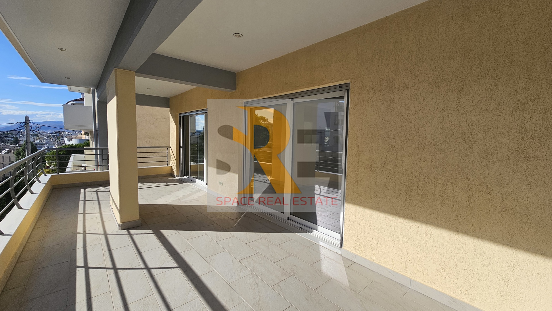 Gallery image 18