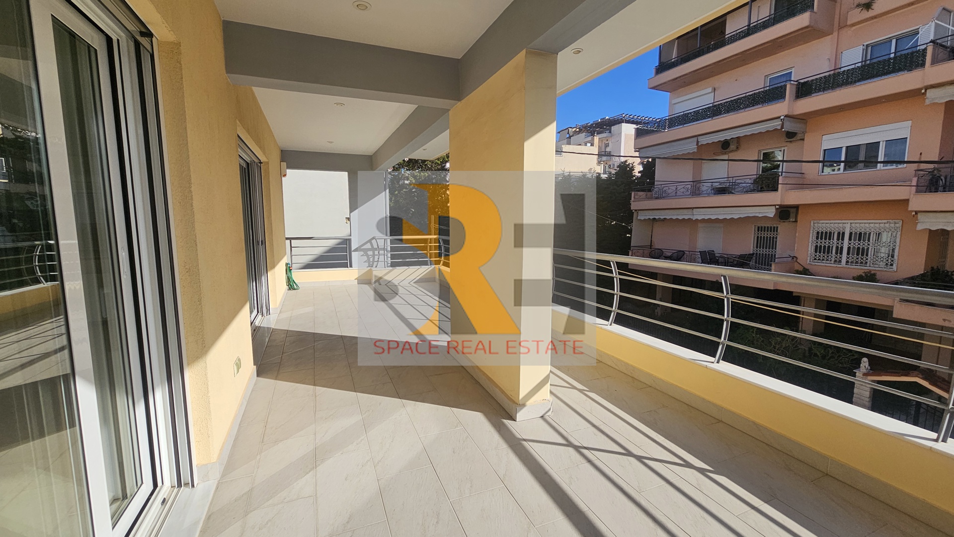 Gallery image 17