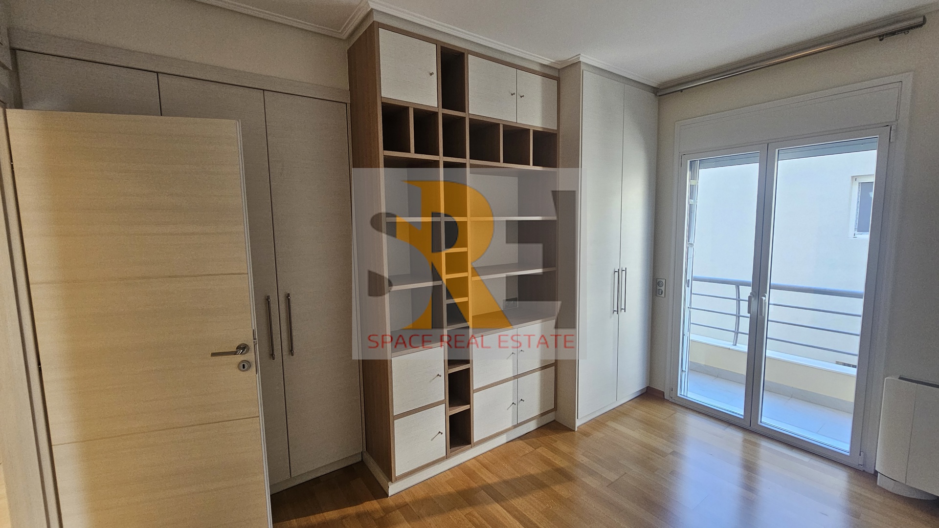 Gallery image 40