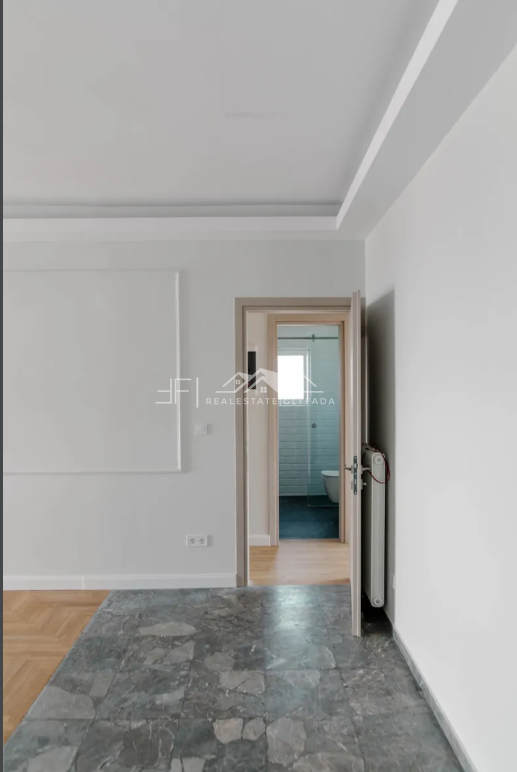 Gallery image 12