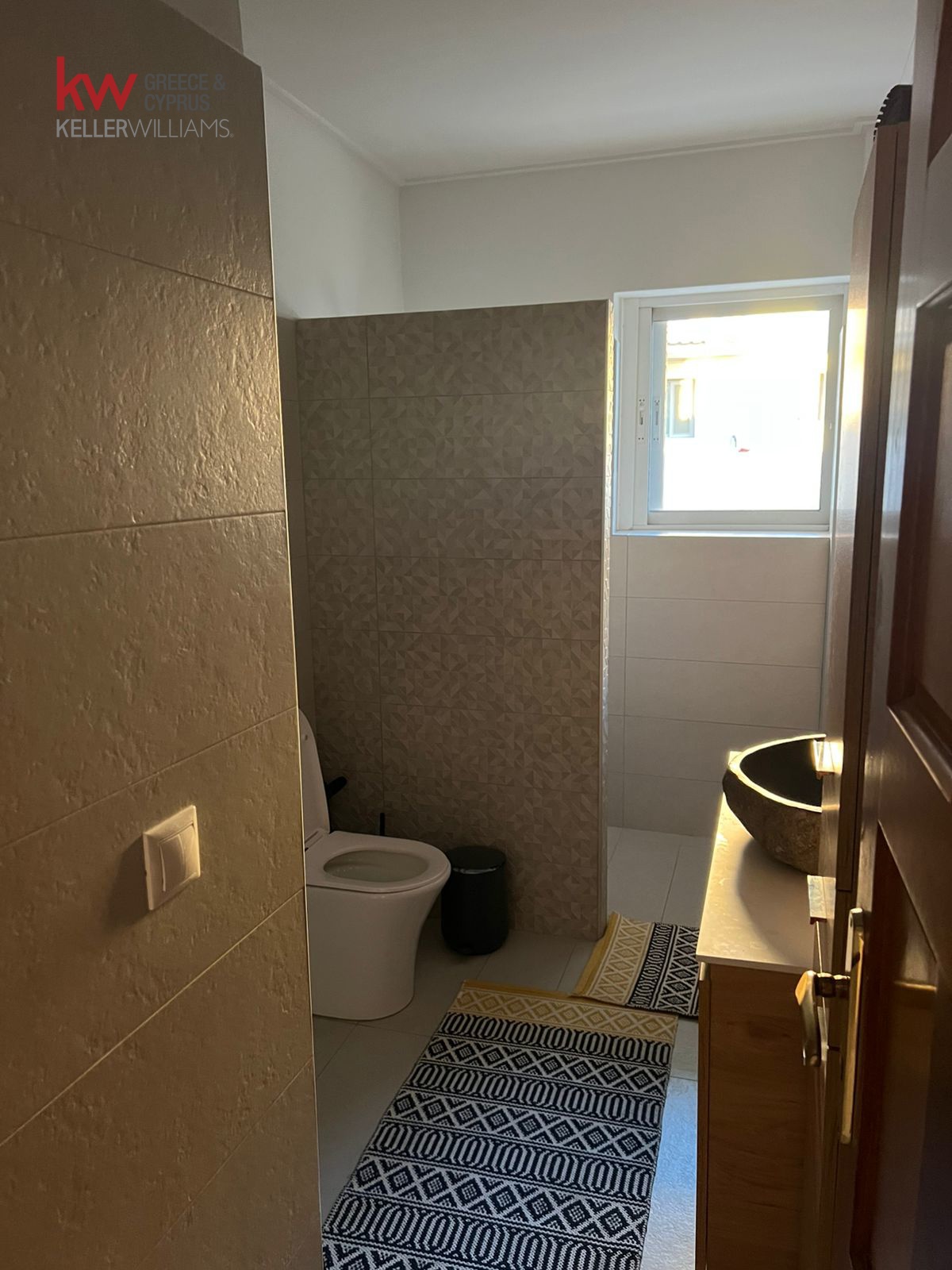 Gallery image 17