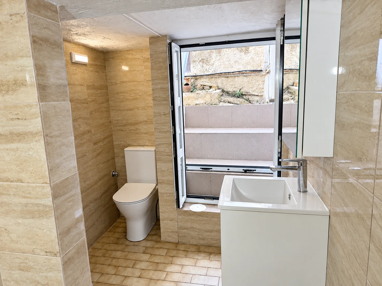 Gallery image 12
