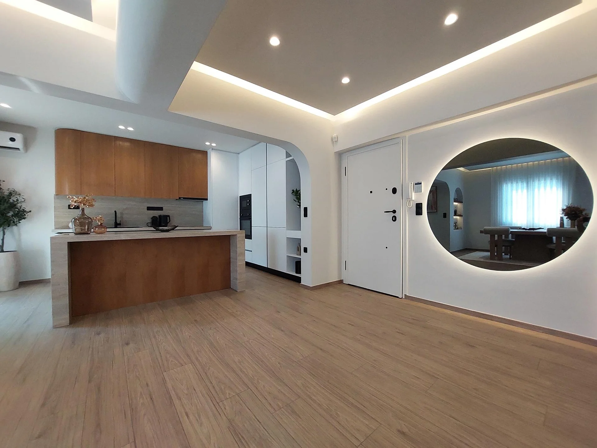 Gallery image 2