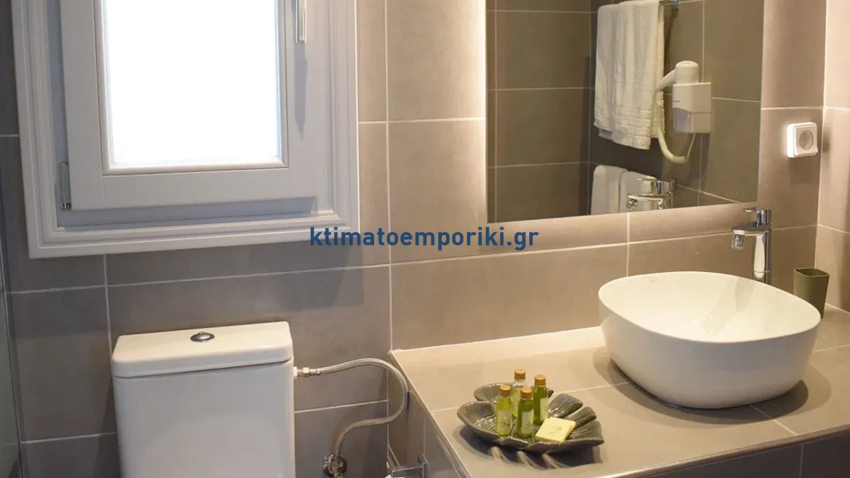 Gallery image 16