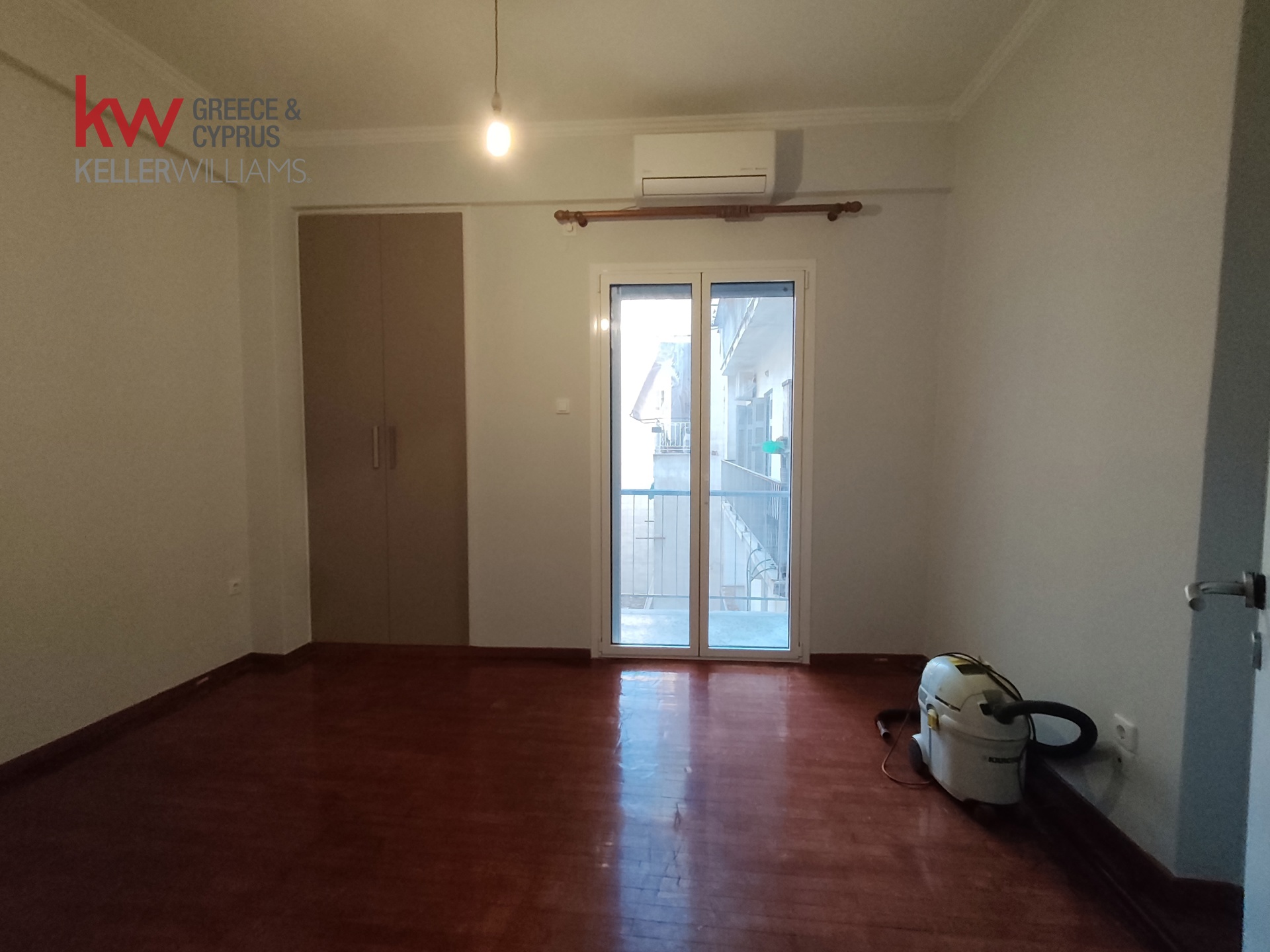 Gallery image 13
