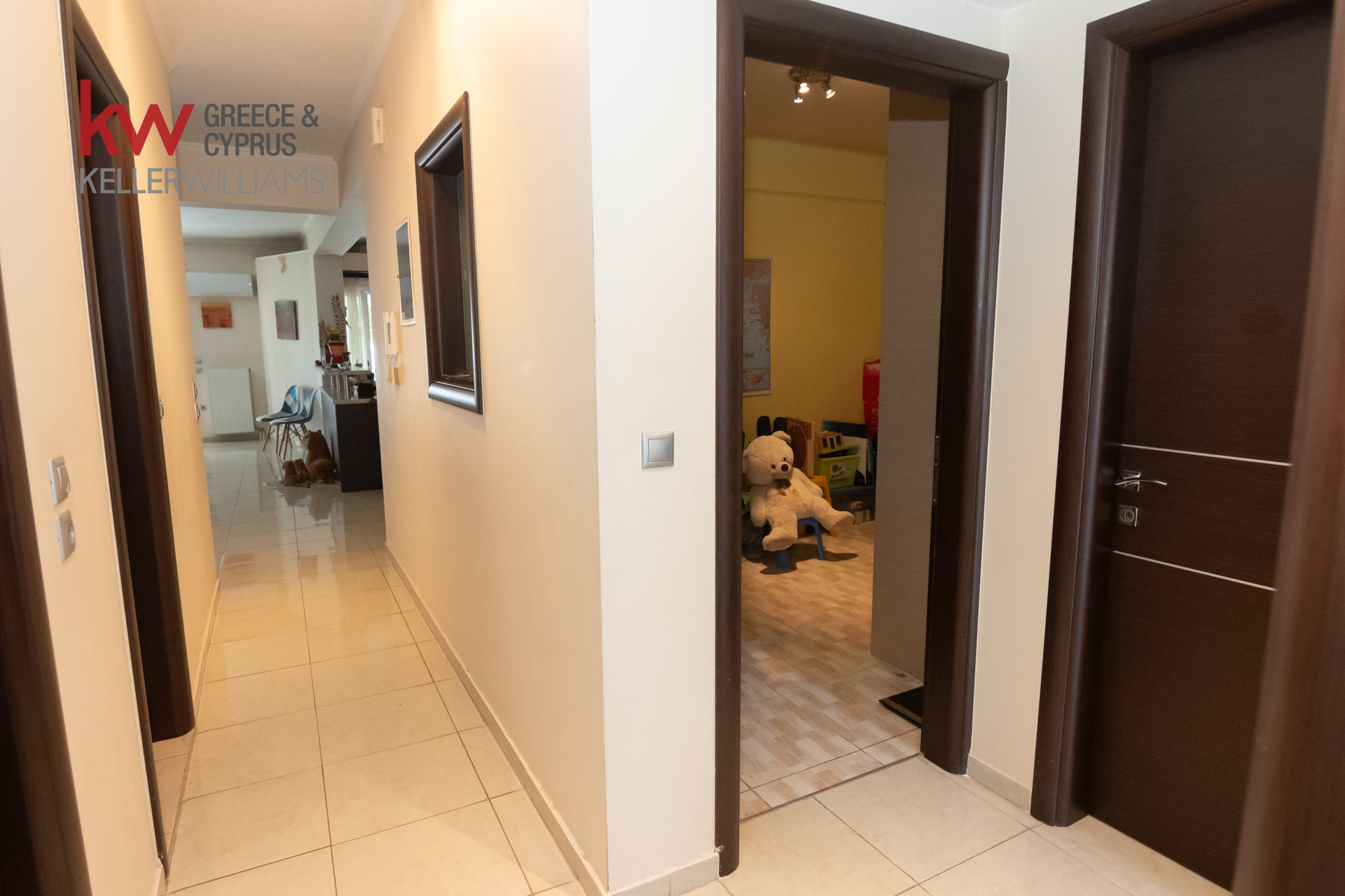 Gallery image 12