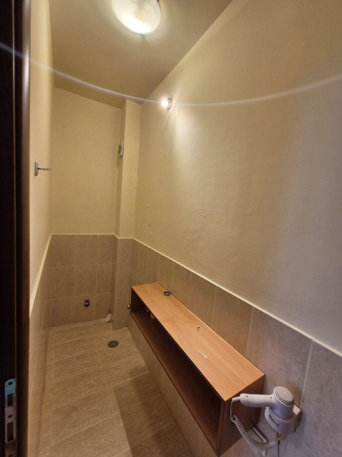 Gallery image 16