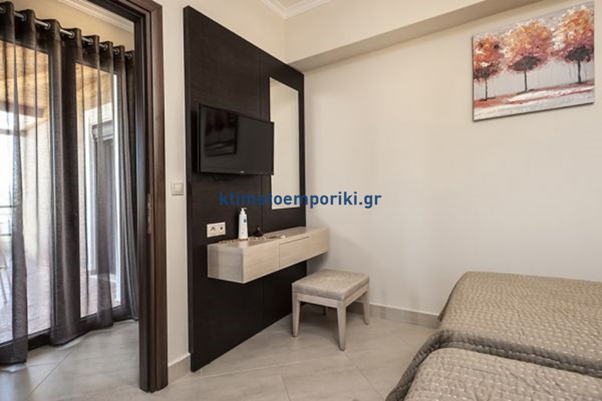 Gallery image 14