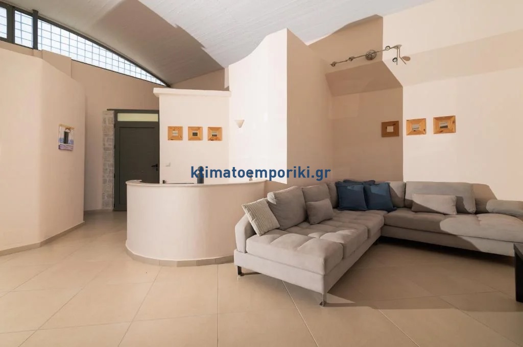 Gallery image 16