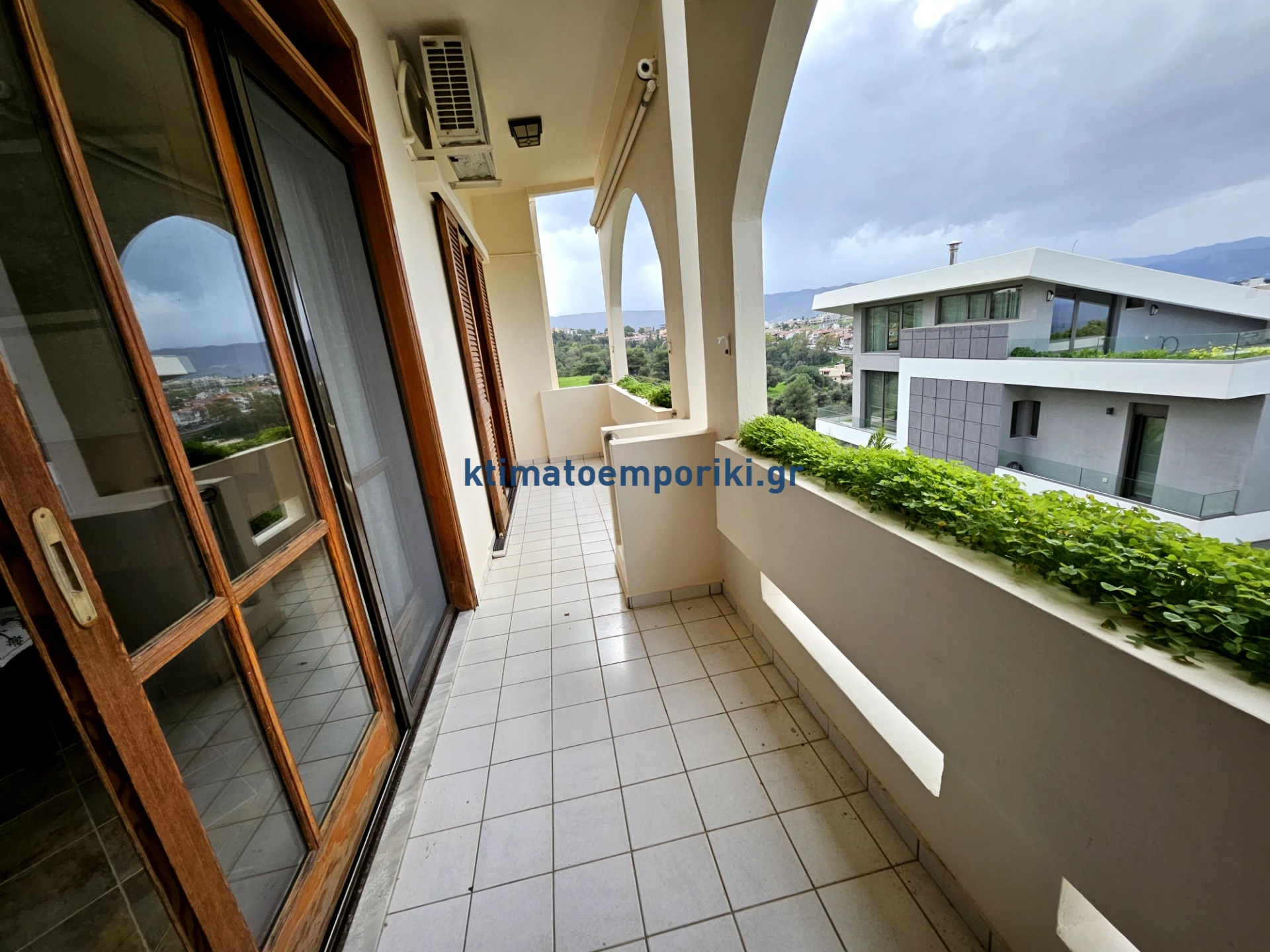 Gallery image 15