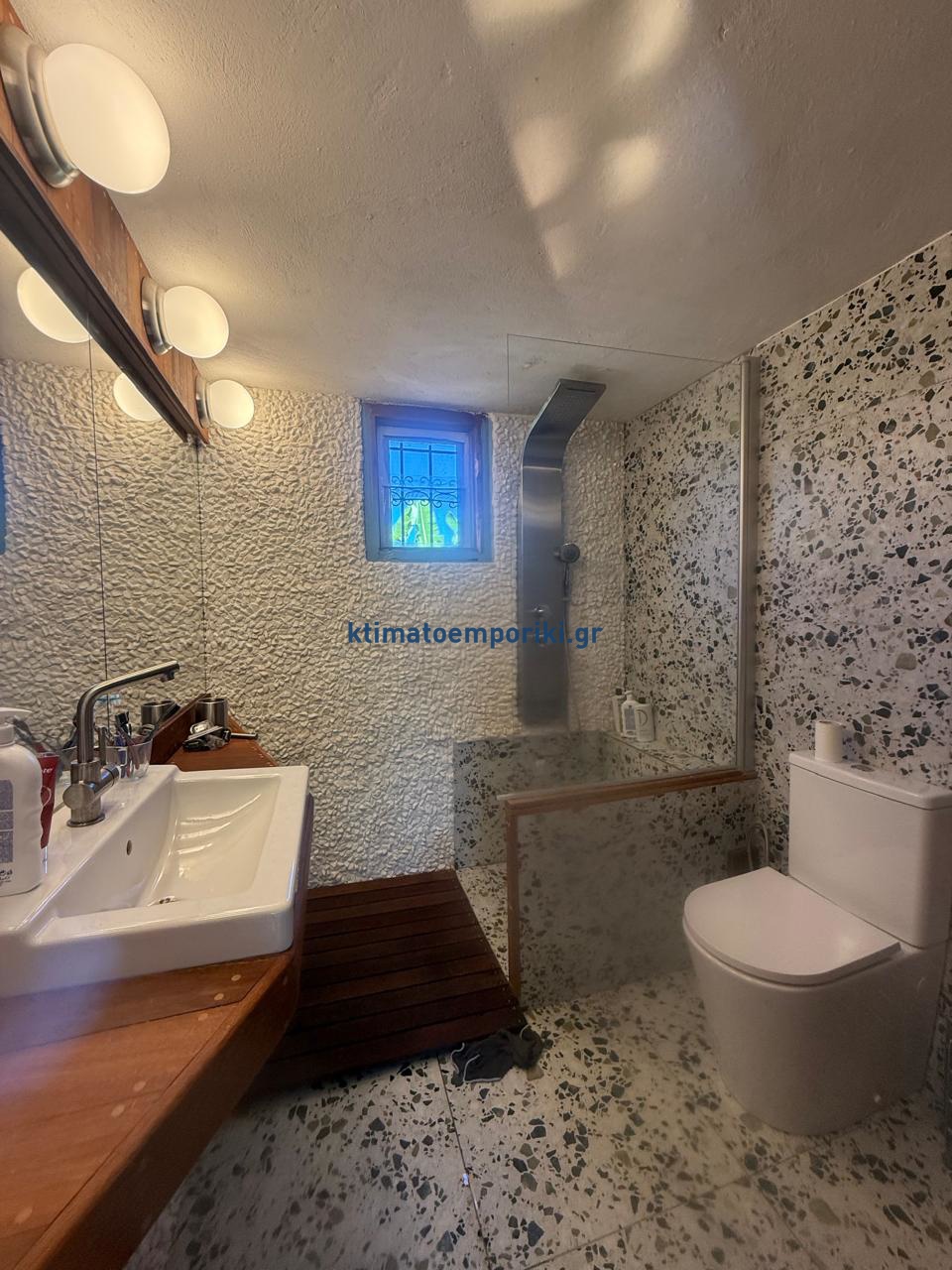 Gallery image 15