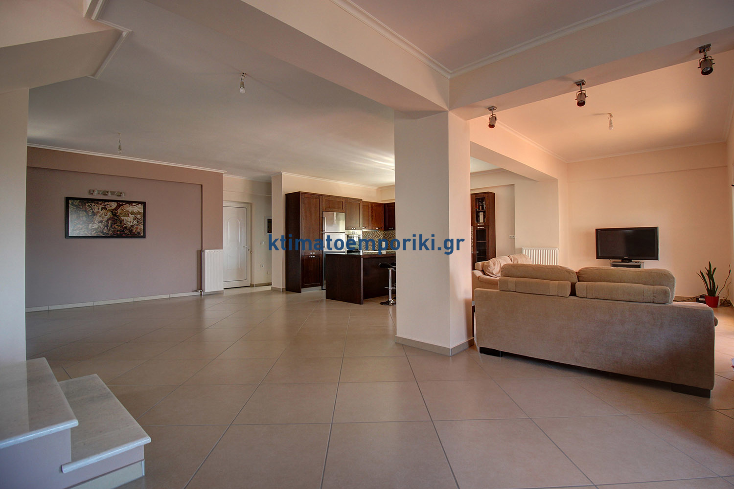 Gallery image 9