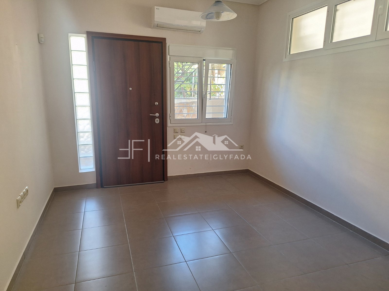 Gallery image 10