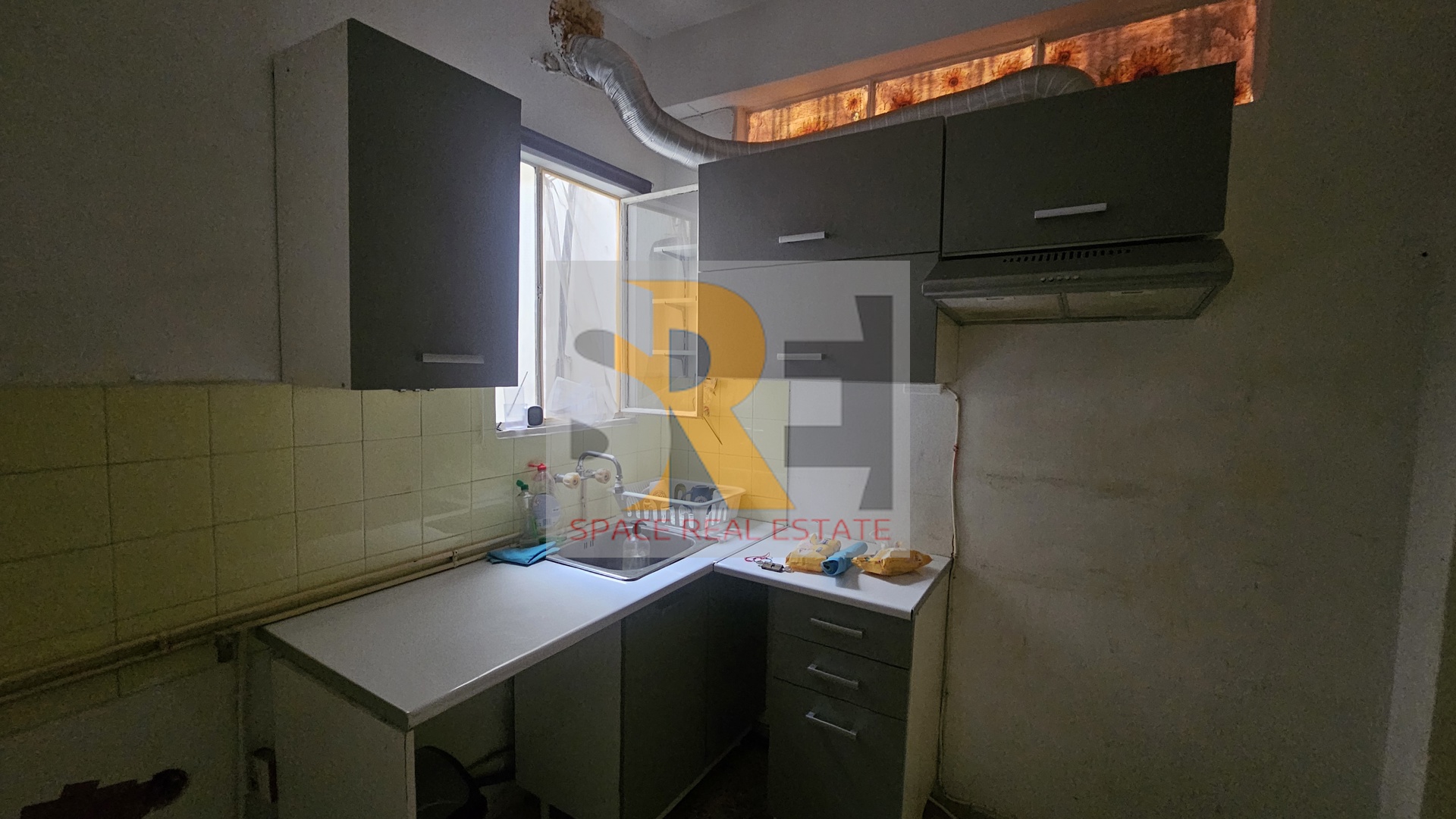 Gallery image 13
