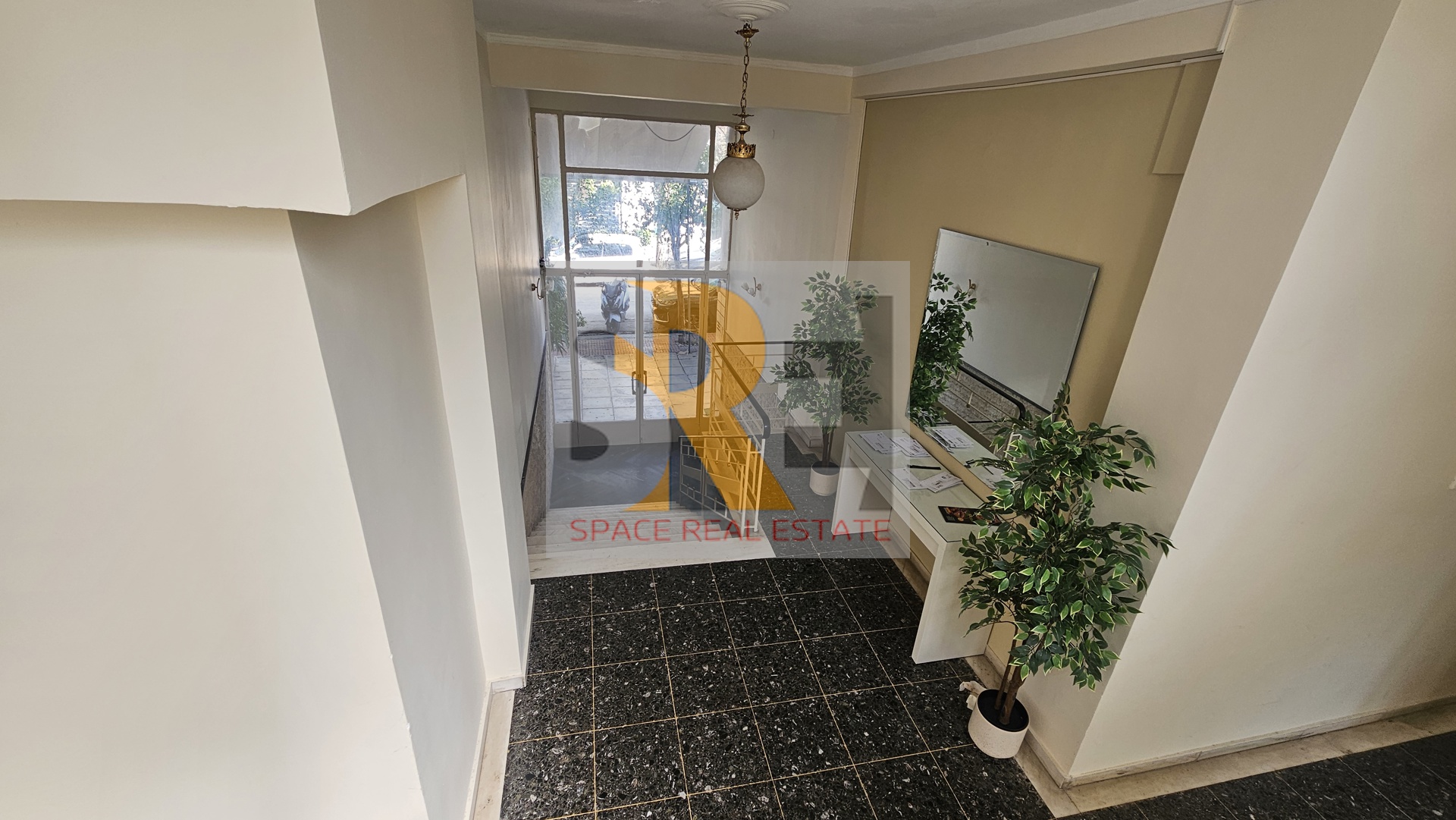 Gallery image 7