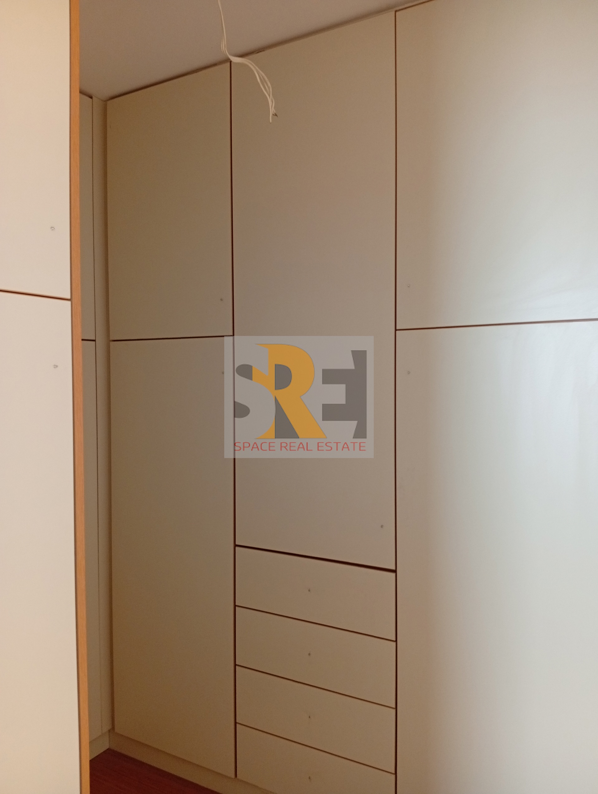 Gallery image 7