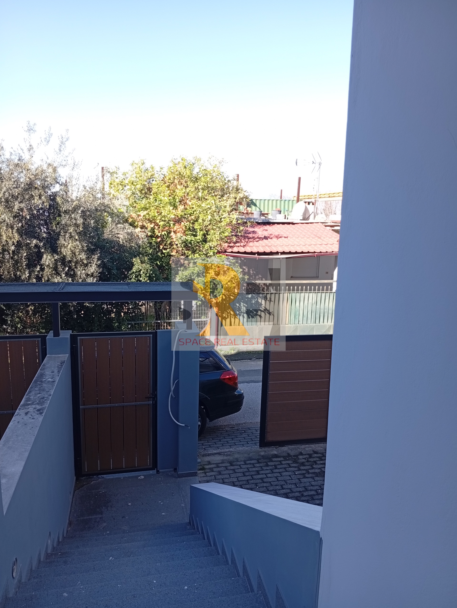 Gallery image 16